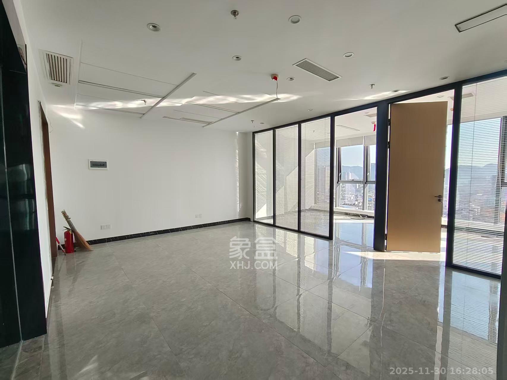 长房时代天地   108.8㎡      6500.0元/月