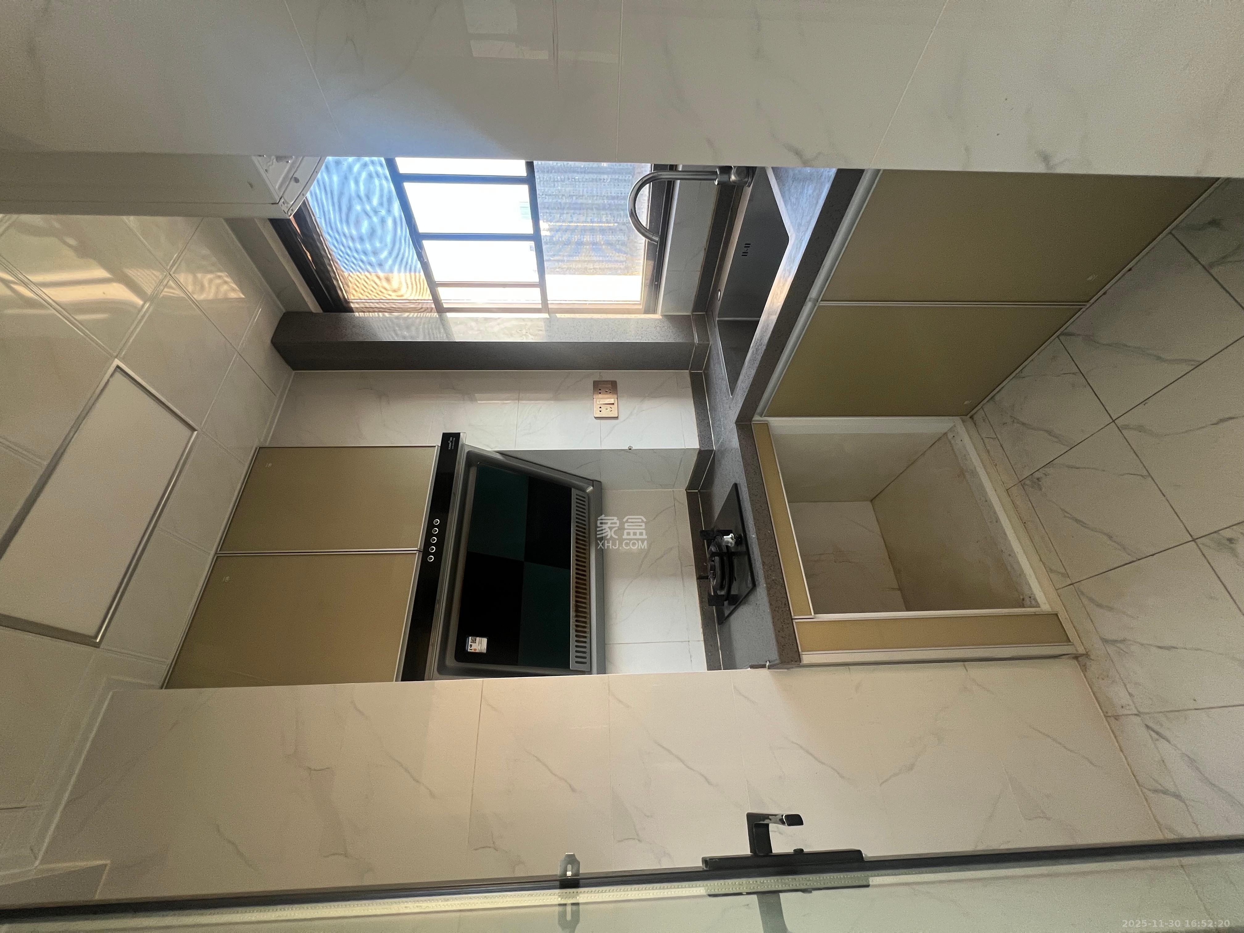 国泰九龙湾  1室1厅1卫    1400.0元/月室内图