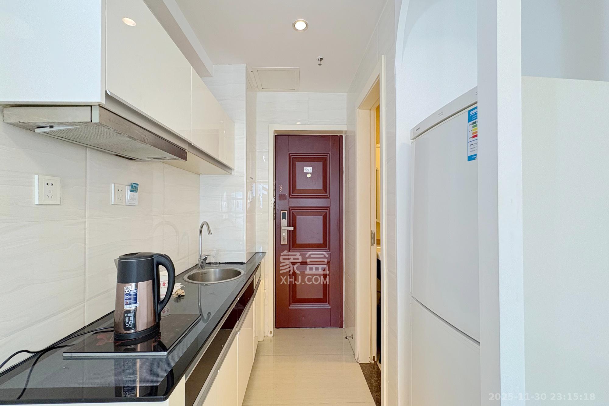 壹号公馆  1室1厅1卫    47.0万厨房