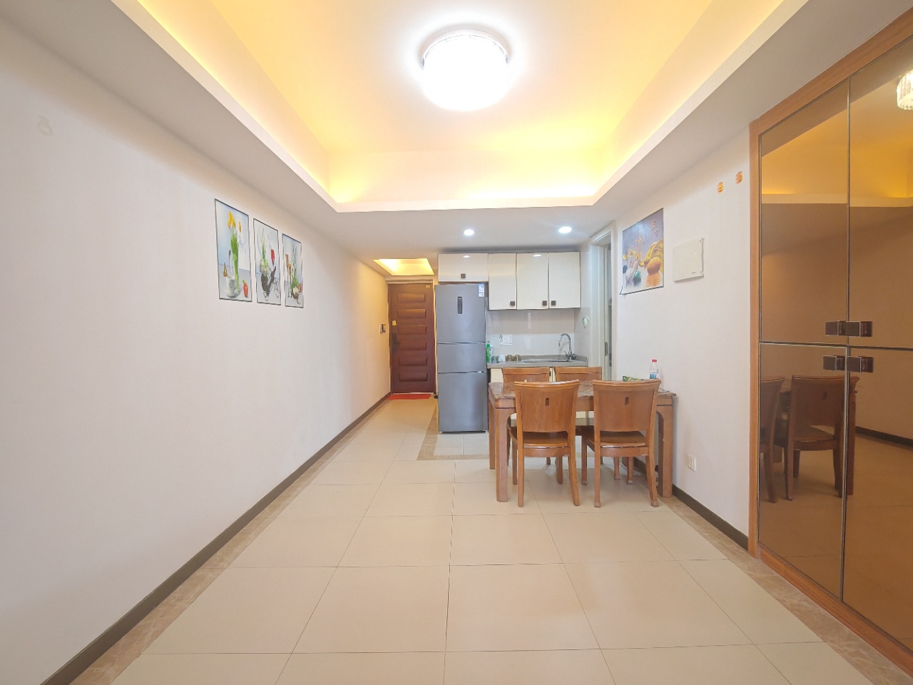 专家公寓 3室2厅1卫 113.0万 专家公寓 3室2厅1卫 113.0万室内图