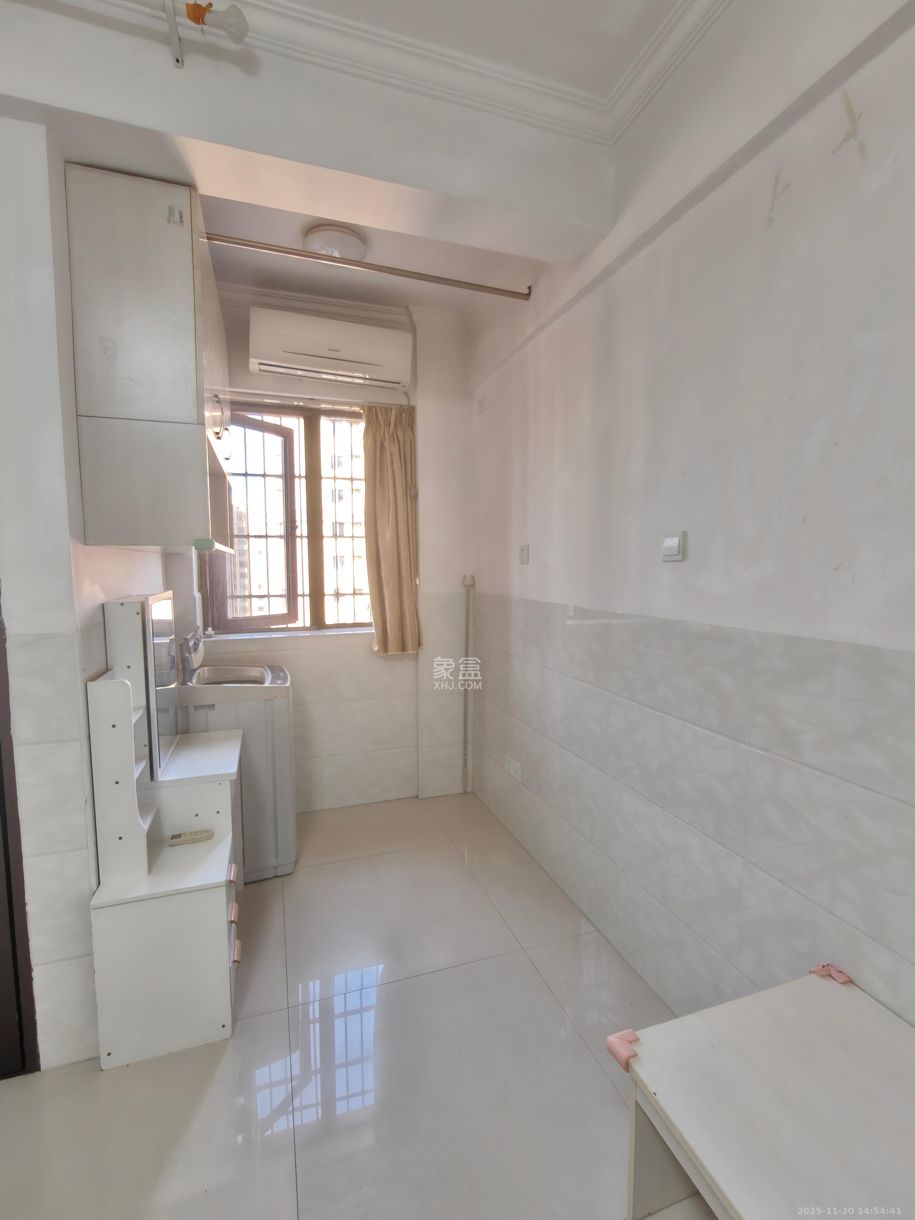 同鑫家园 1室1厅1卫 1400.0元/月 同鑫家园 1室1厅1卫 1400.0元/月室内图