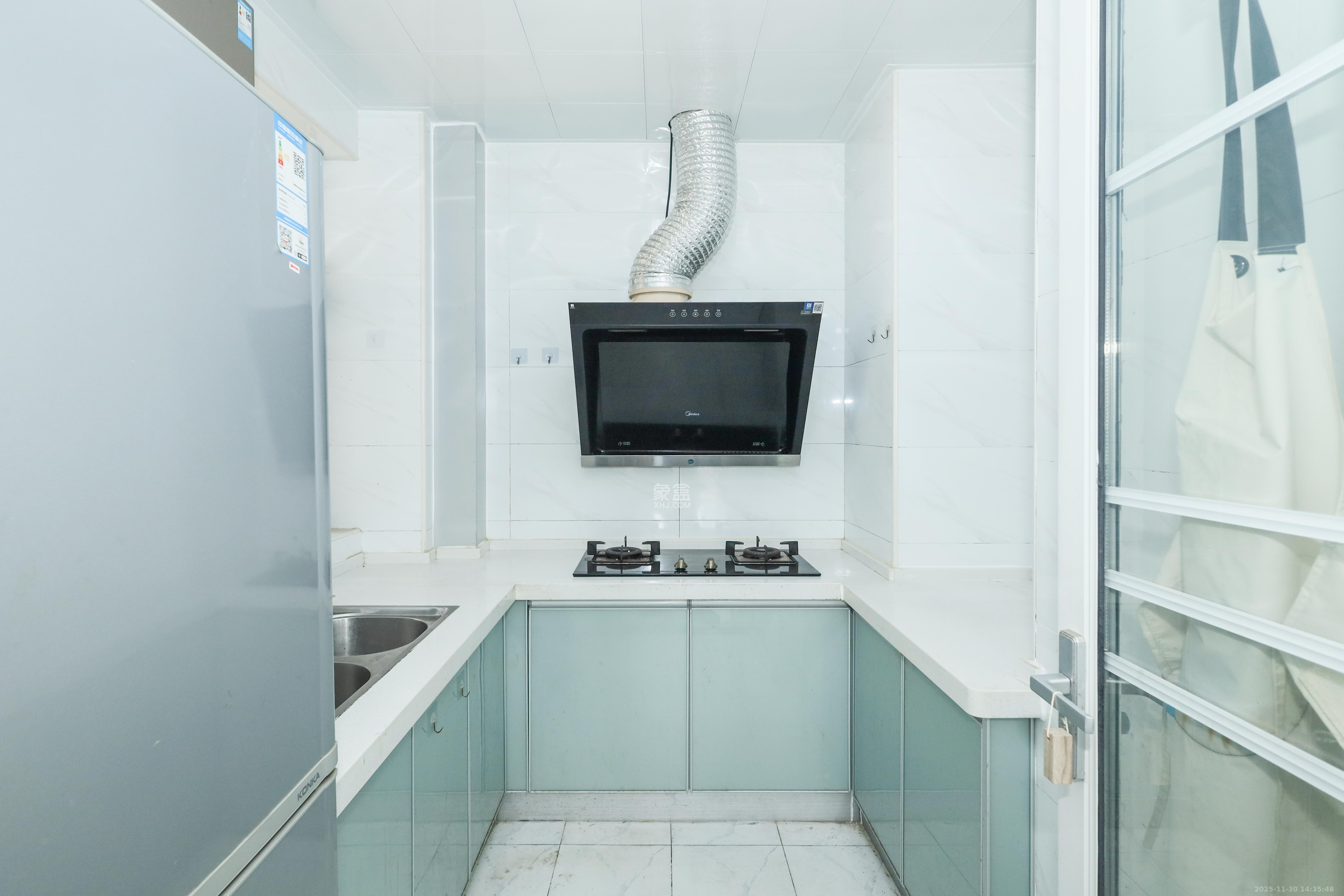 好莱城(弘德西街) 3室2厅1卫 78.0万 好莱城(弘德西街) 3室2厅1卫 78.0万厨房