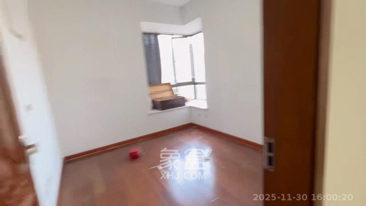 华晨国际公馆  3室1厅2卫    4000.0元/月室内图