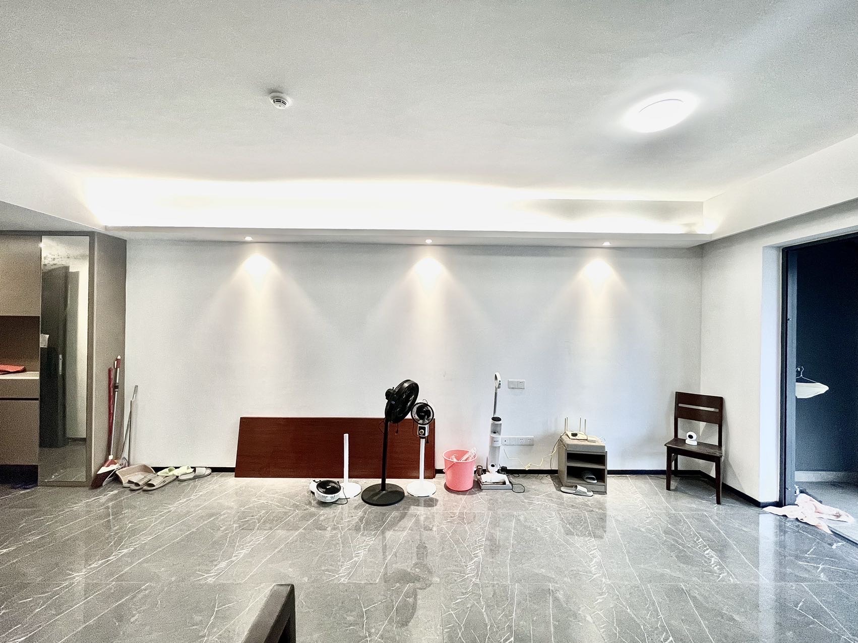 中海汇德里  3室2厅2卫    5000.0元/月室内图