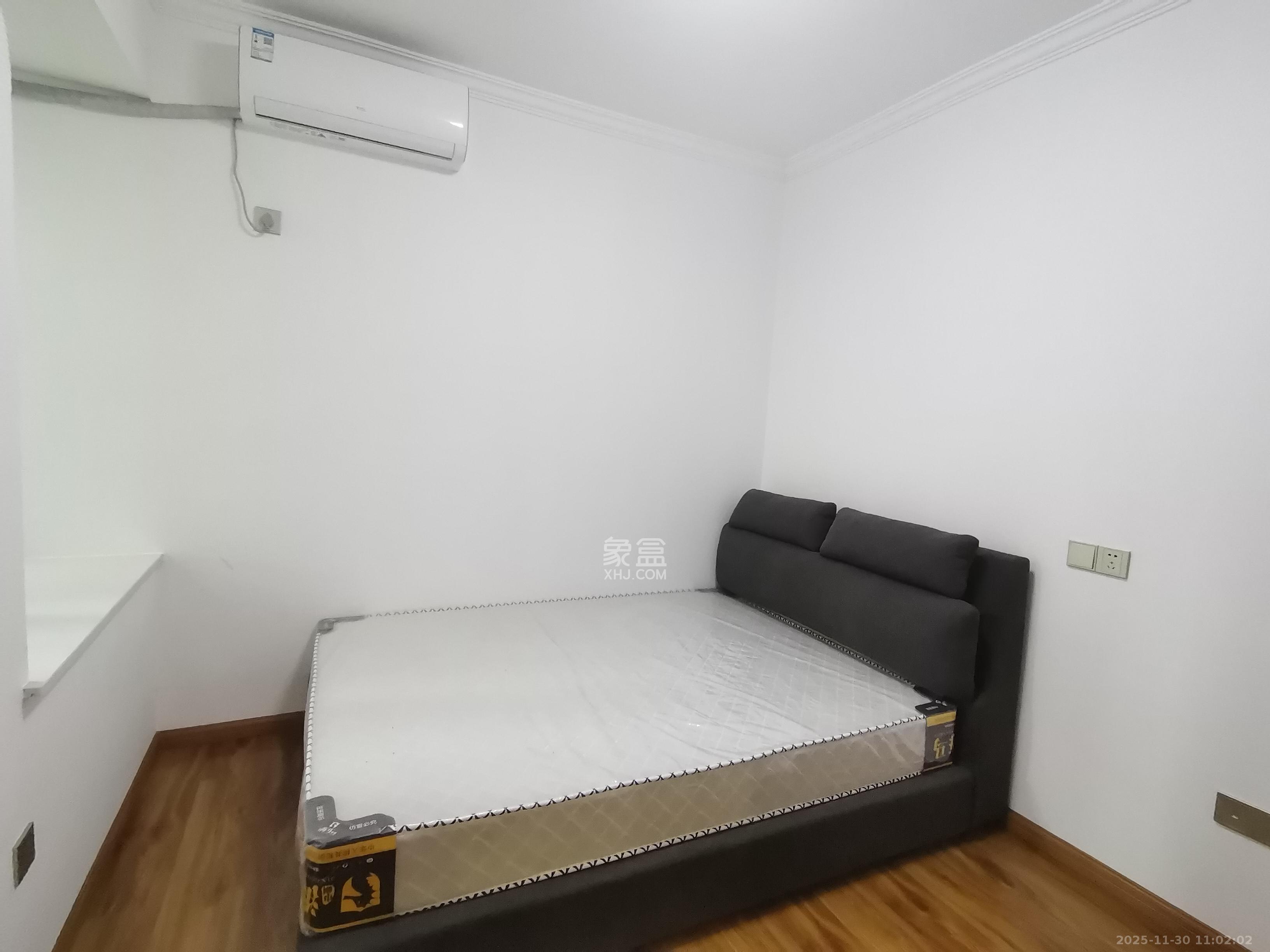 明发阅江悦府  2室2厅1卫    2000.0元/月室内图