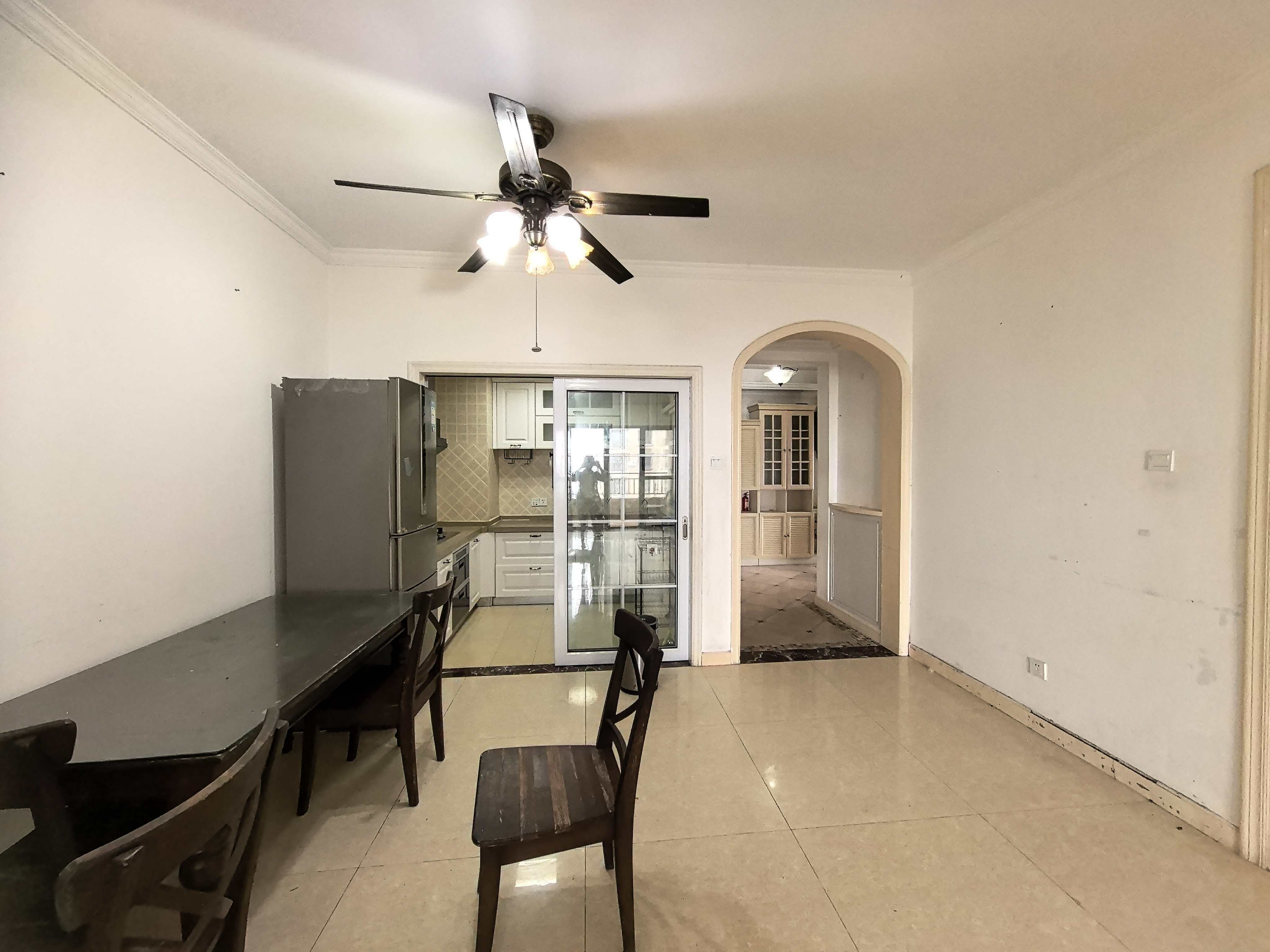 和风江岸 3室2厅2卫 3200.0元/月 和风江岸 3室2厅2卫 3200.0元/月室内图