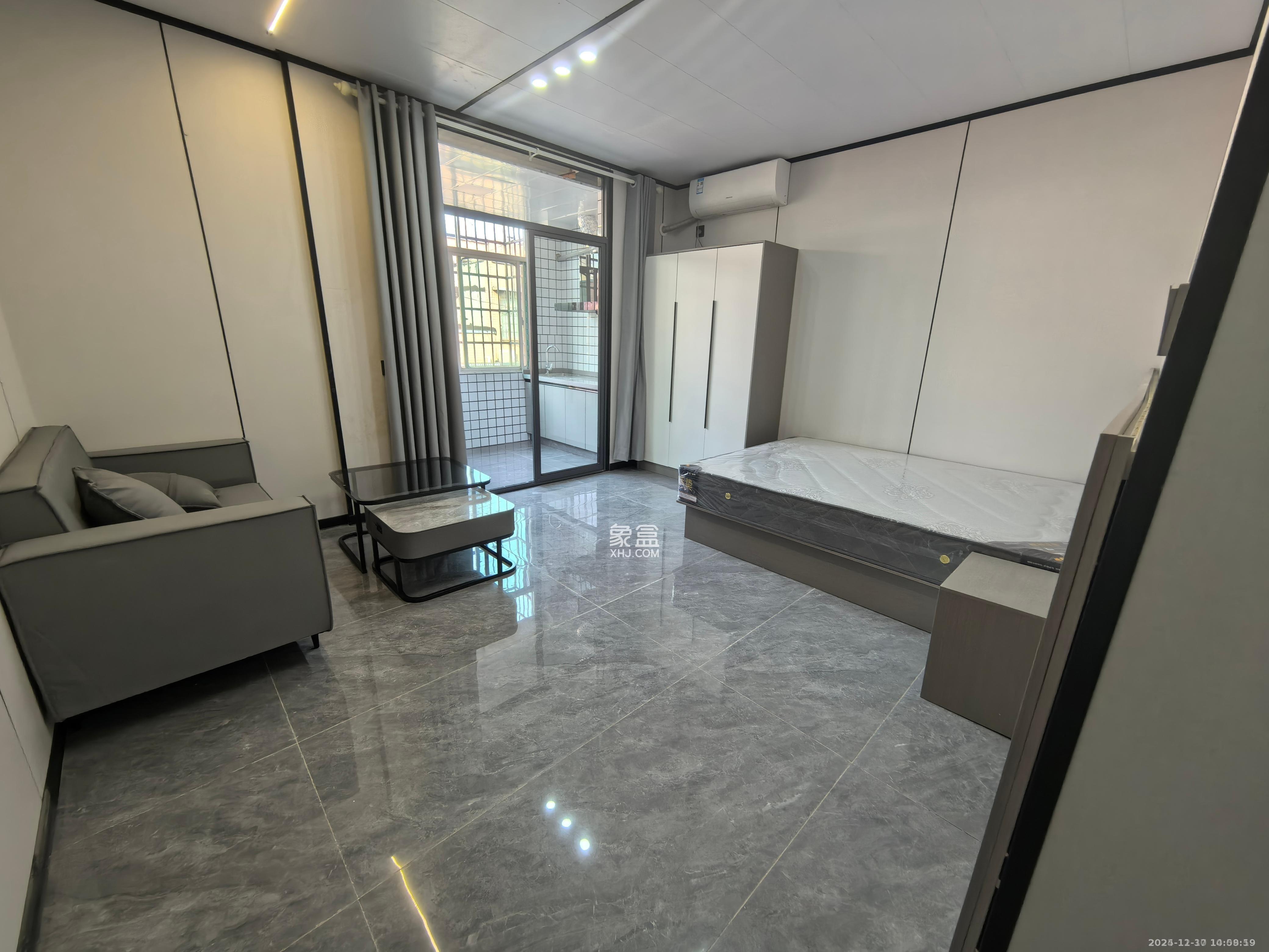 白鹤家园  1室1厅1卫    1200.0元/月