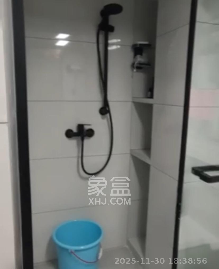 梅溪湖金茂湾  1室1厅1卫    2600.0元/月室内图