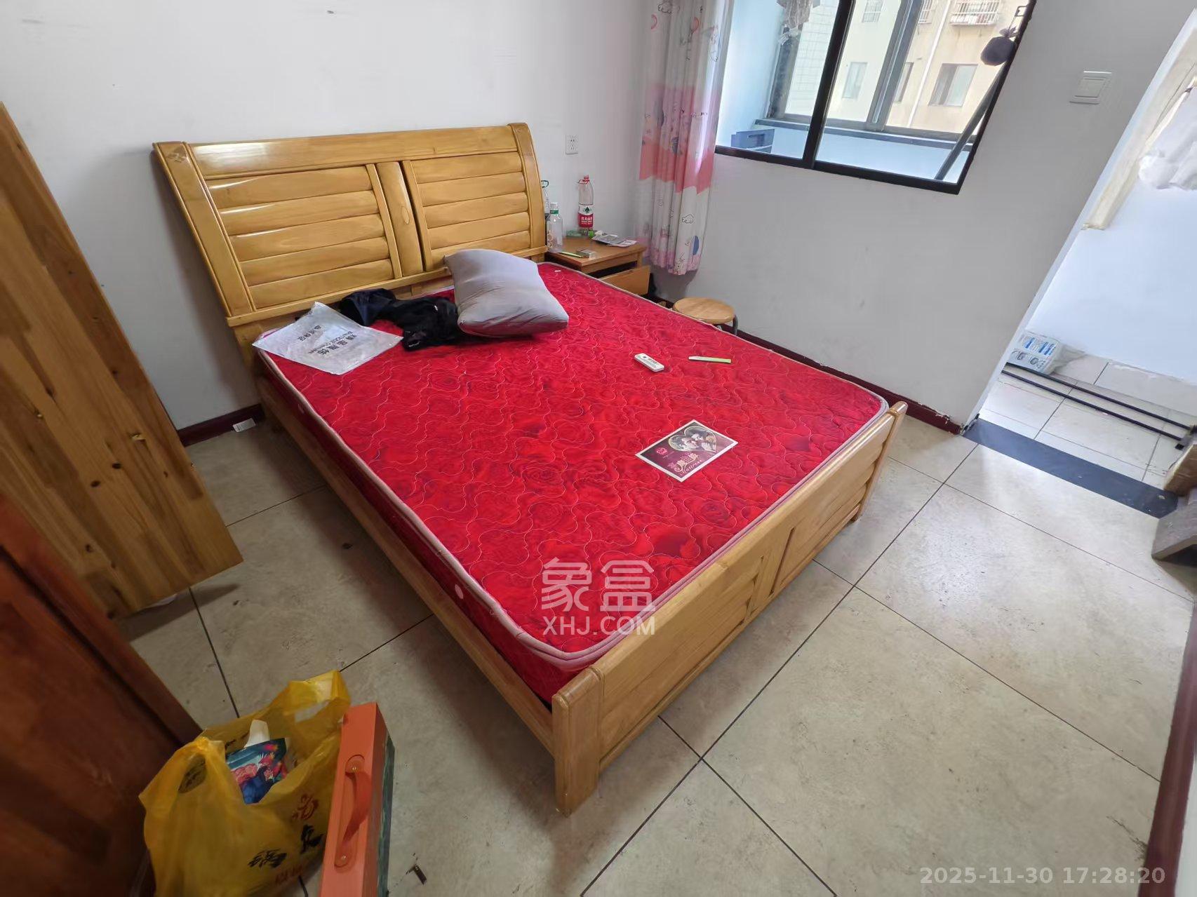 湘核佳苑  3室2厅1卫    2200.0元/月室内图