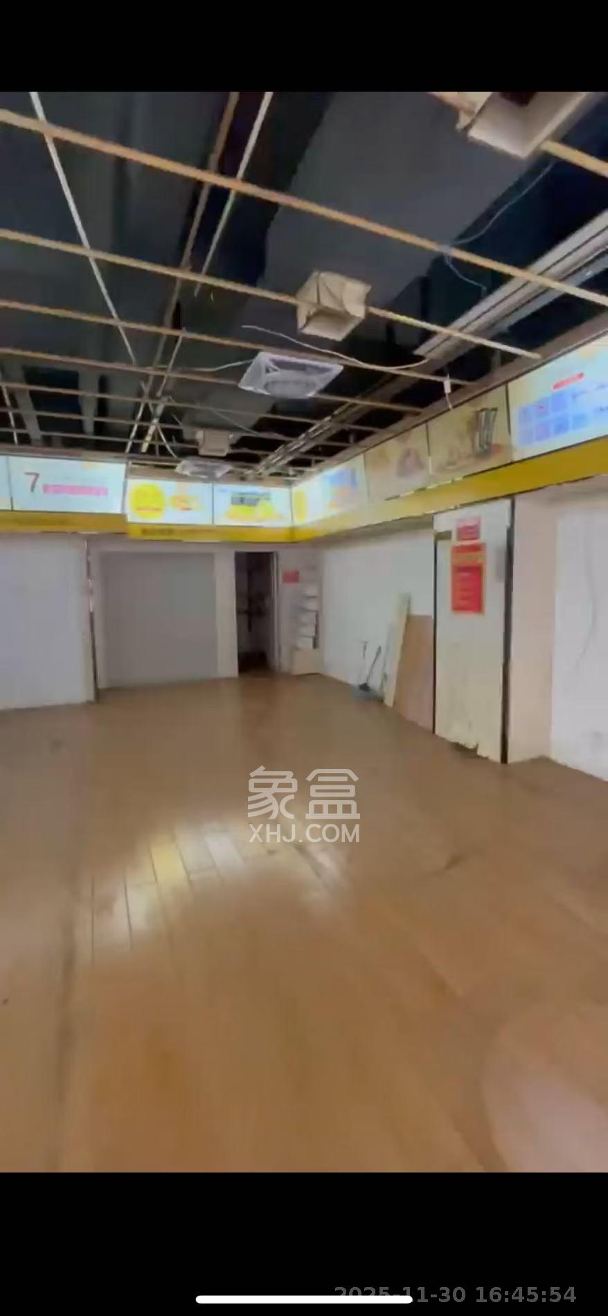 中建桂苑   130.0㎡      13500.0元/月室内图