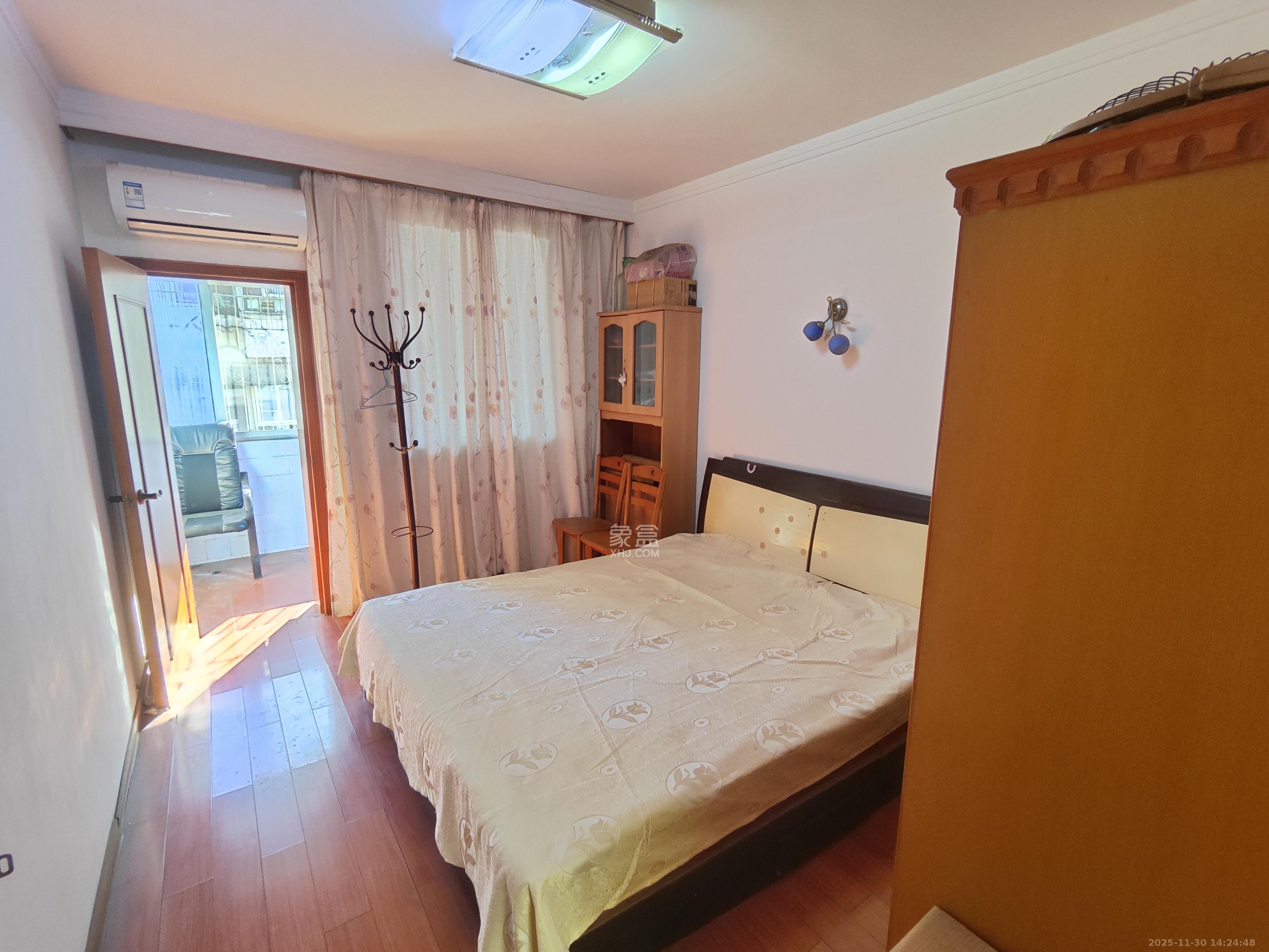 动力南苑  2室1厅1卫    1300.0元/月室内图