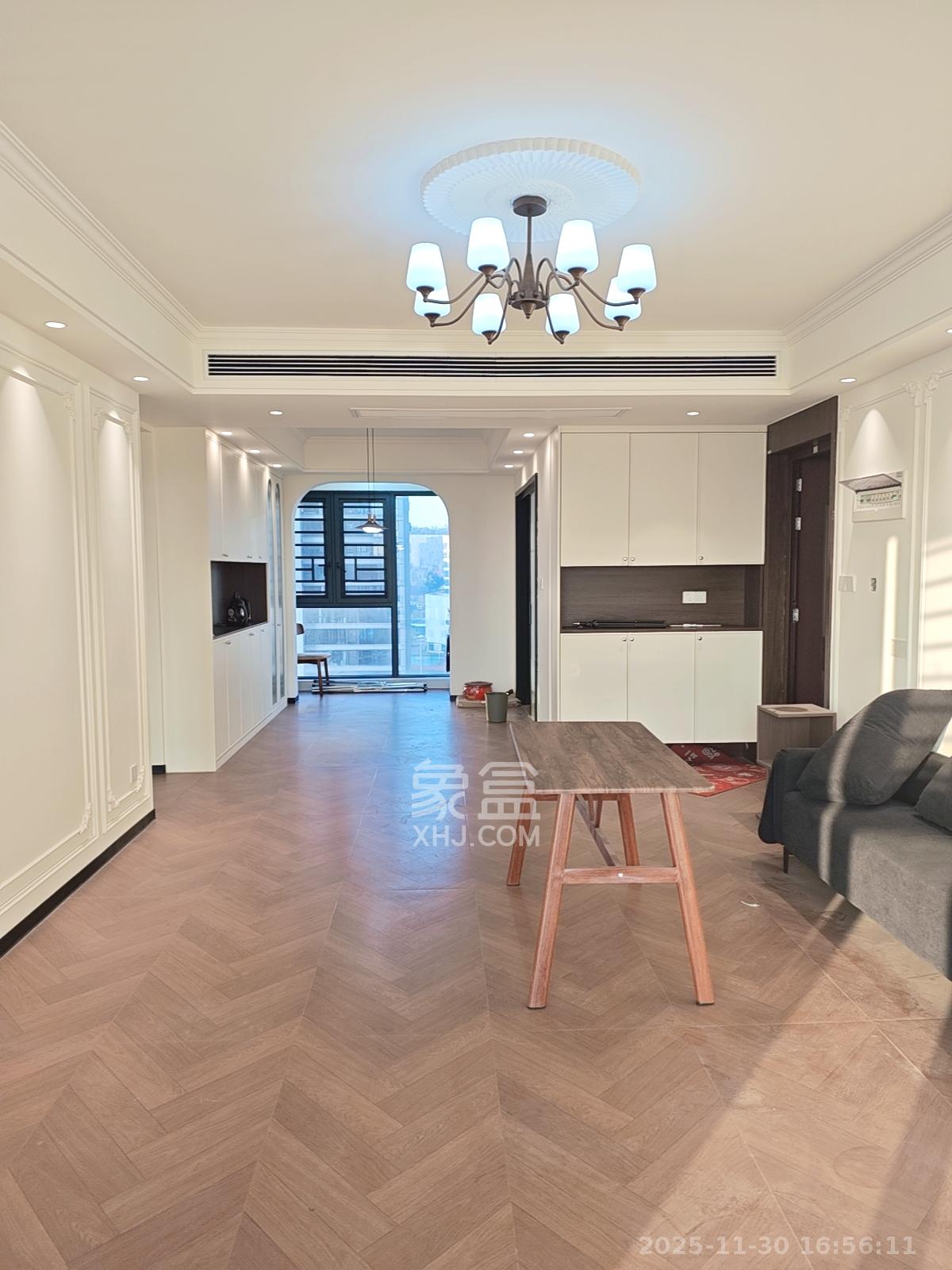 麓谷山湖郡  4室2厅2卫    3100.0元/月室内图