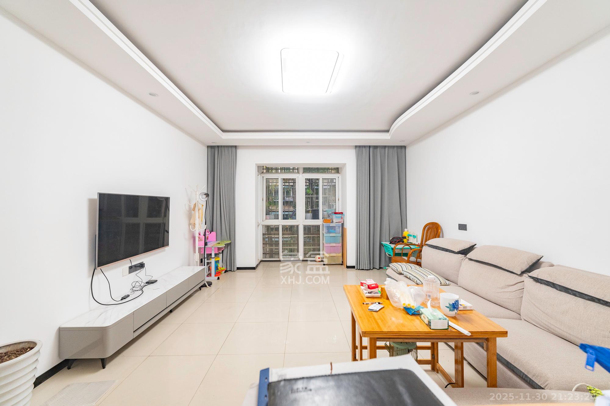 楚天家园  3室2厅2卫    75.8万