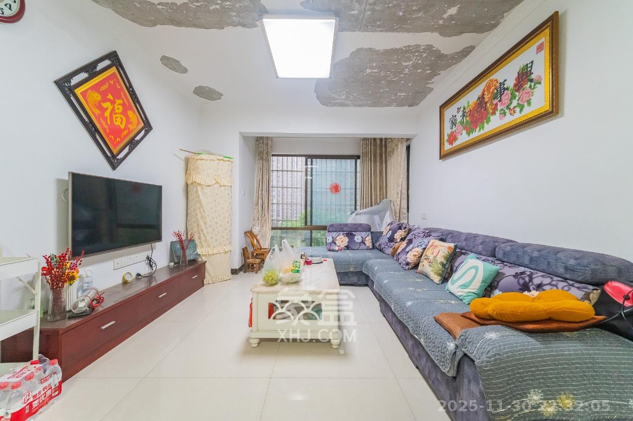 家和院  4室2厅1卫    2000.0元/月