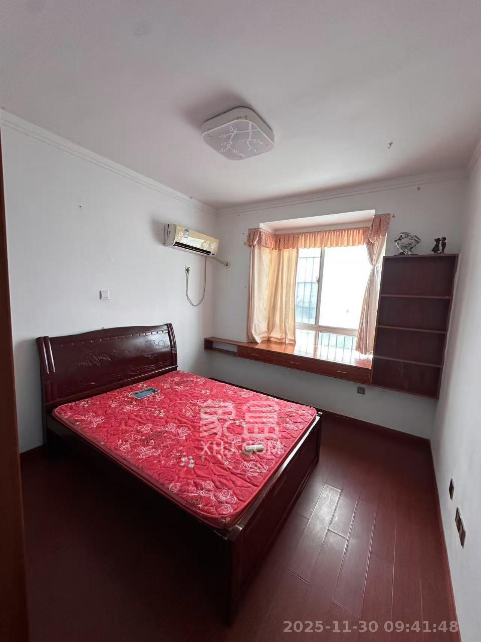 水印华府一期  3室2厅2卫    2200.0元/月室内图