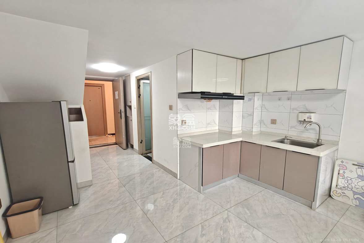 金地铂悦 1室1厅1卫 1500.0元/月 金地铂悦 1室1厅1卫 1500.0元/月室内图