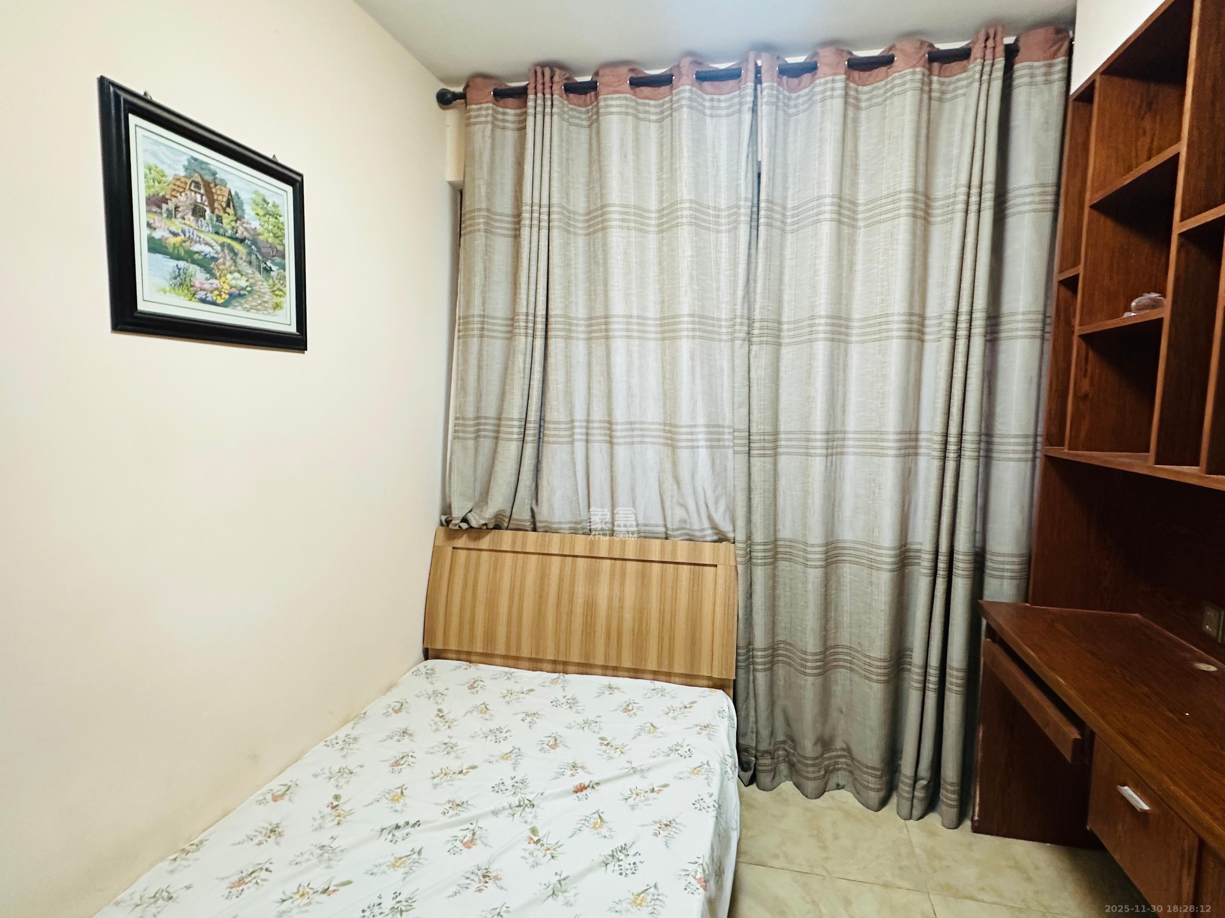 天元涉外桃园  3室1厅1卫    2500.0元/月室内图