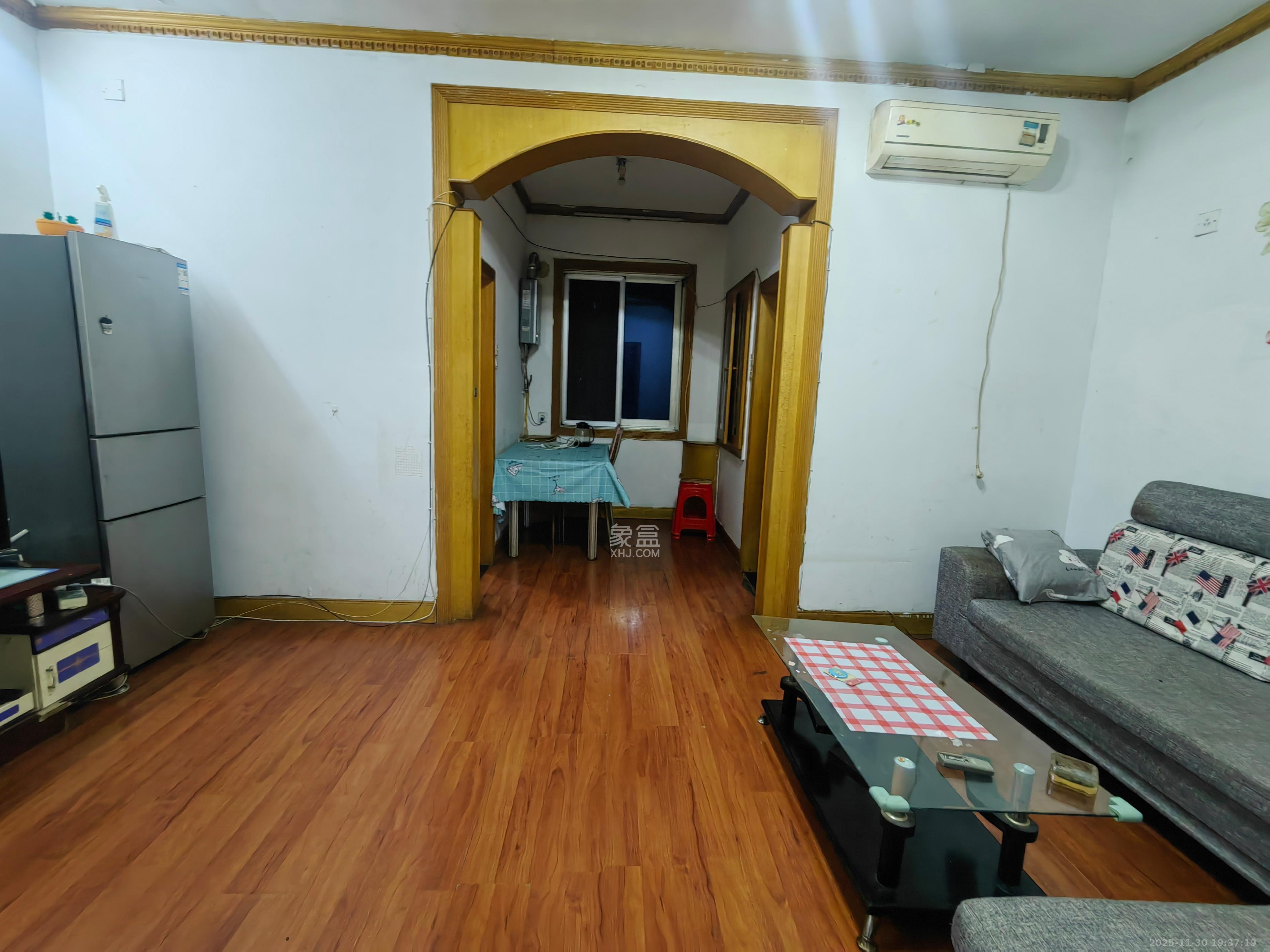 长沙市邮政宿舍(古汉邮局宿舍) 2室1厅1卫 1500.0元/月 长沙市邮政宿舍(古汉邮局宿舍) 2室1厅1卫 1500.0元/月室内图