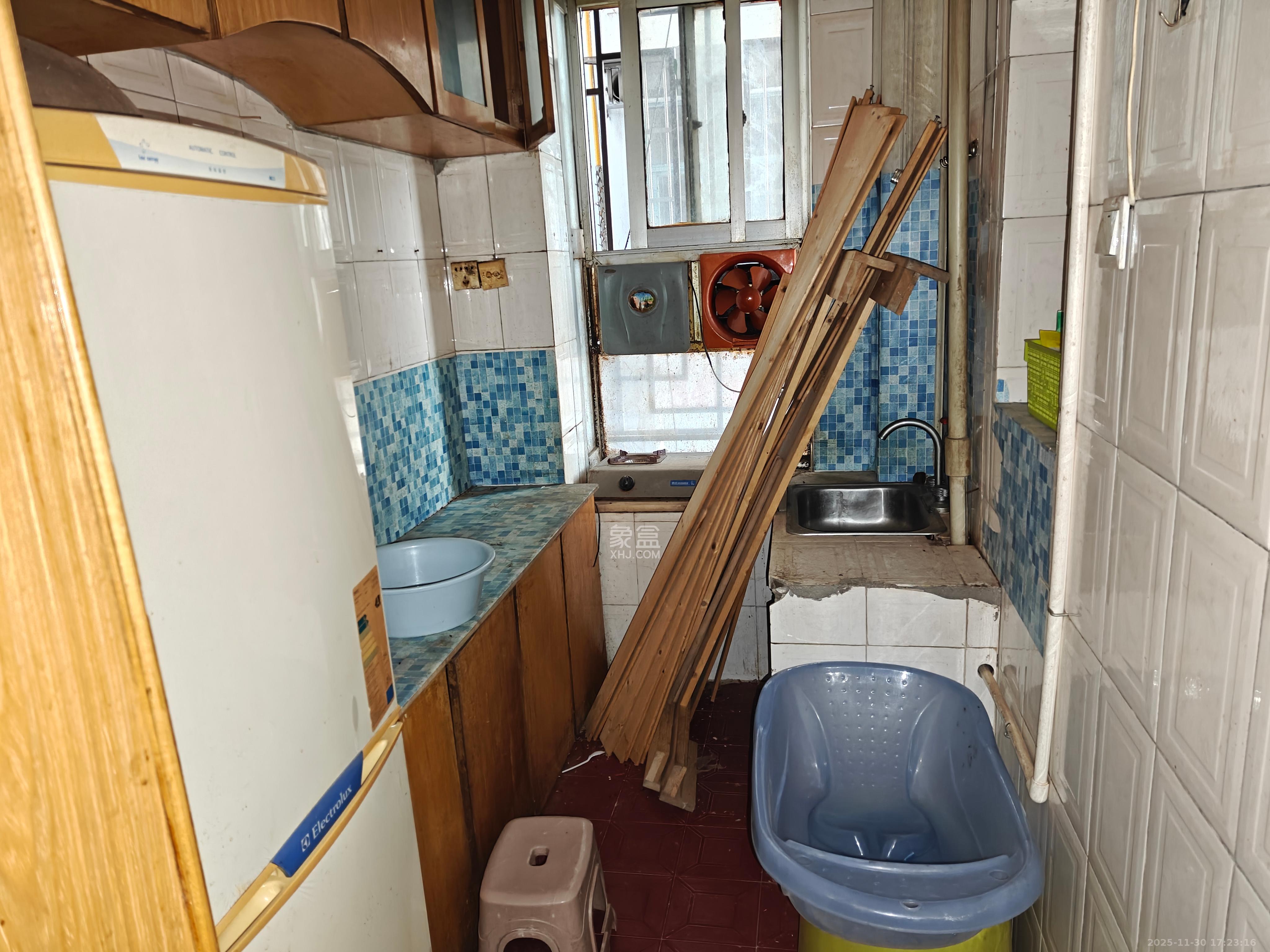 西湖路173号（原西湖大厦）  2室1厅1卫    1600.0元/月室内图