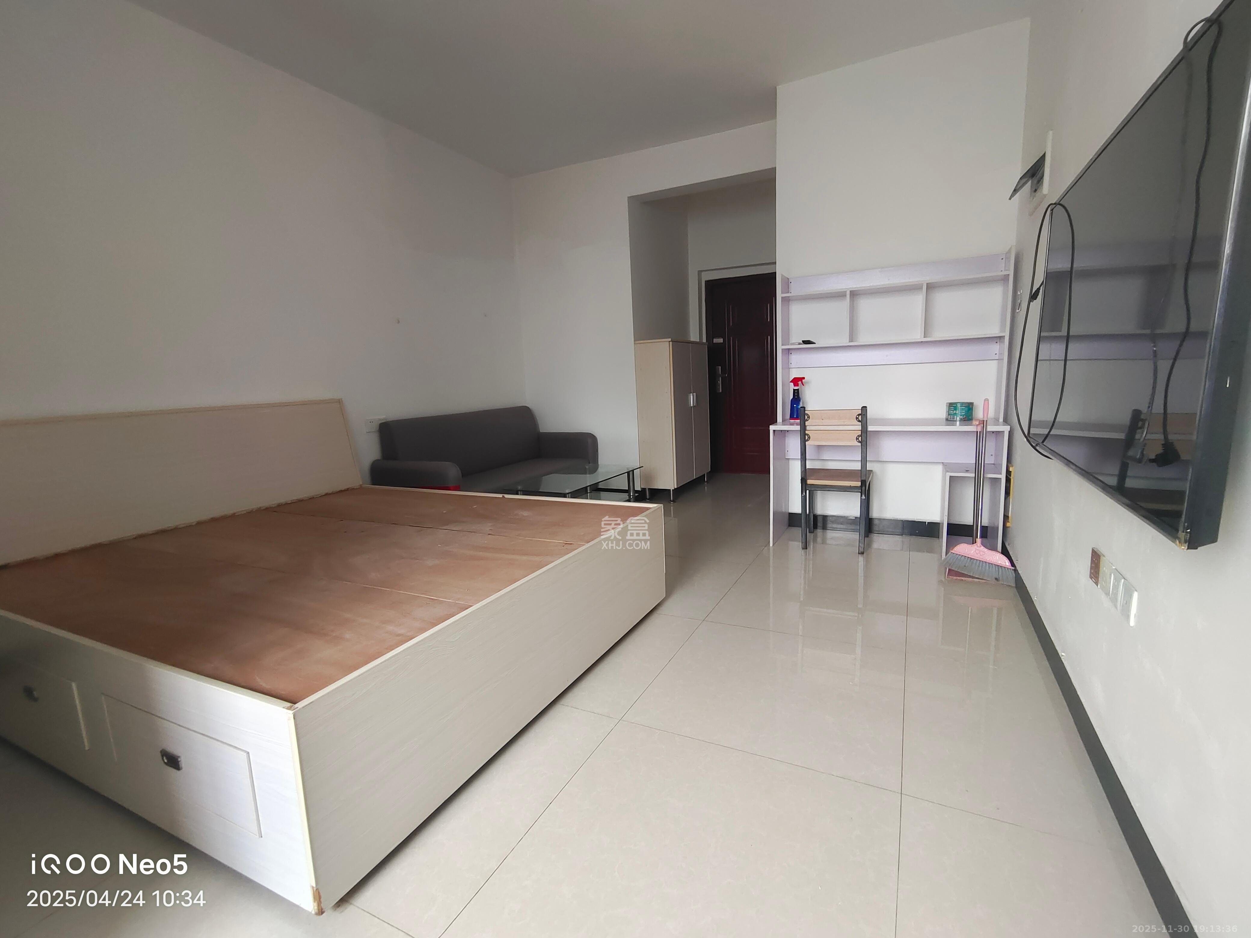 丰园城(鄱阳小区二期) 1室0厅0卫 900.0元/月 丰园城(鄱阳小区二期) 1室0厅0卫 900.0元/月室内图