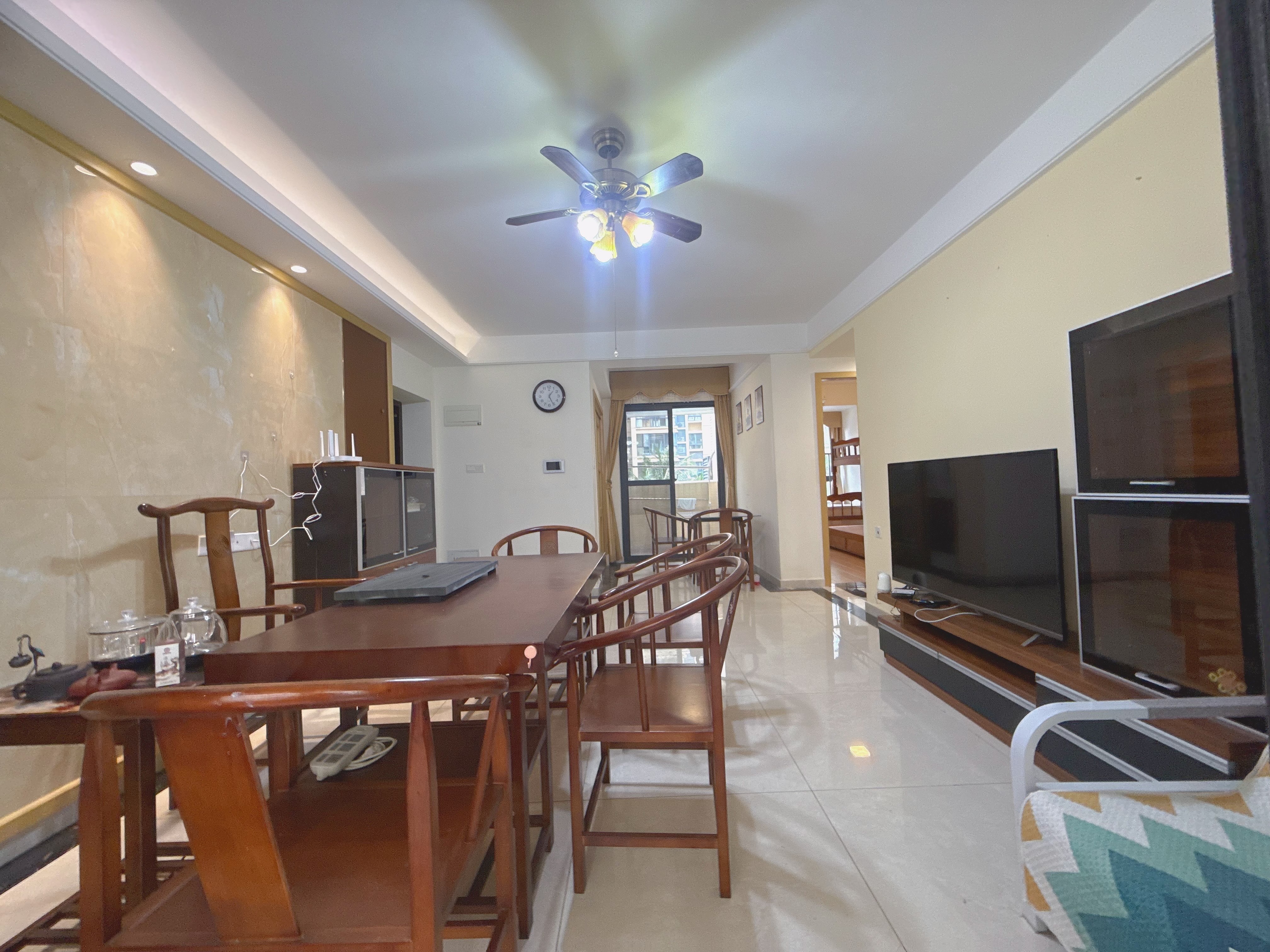 现代美居（喜盈门）  2室2厅1卫    3000.0元/月