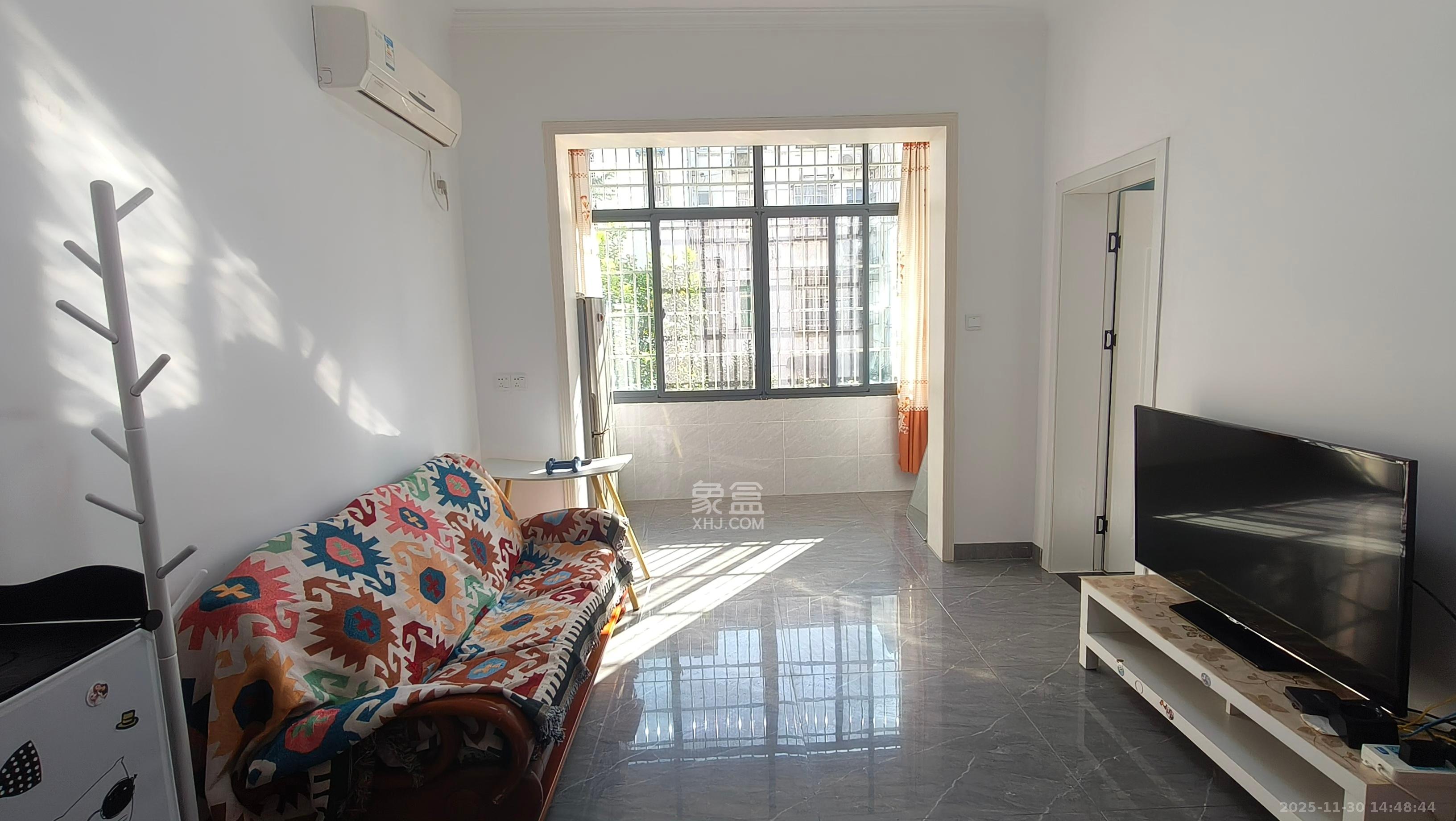 广电南院宿舍  2室1厅1卫    2000.0元/月