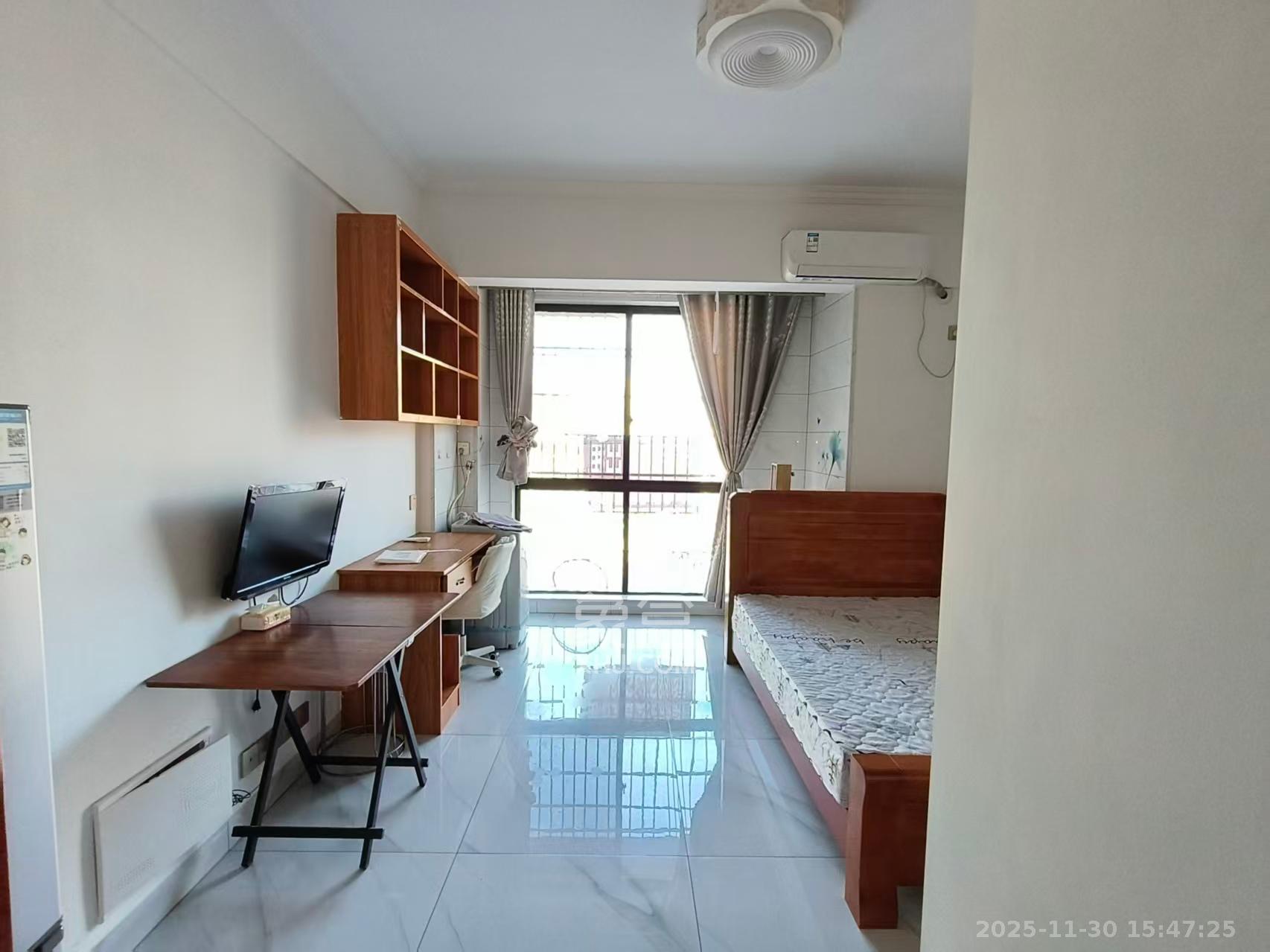 裕都国际  1室1厅1卫    880.0元/月室内图