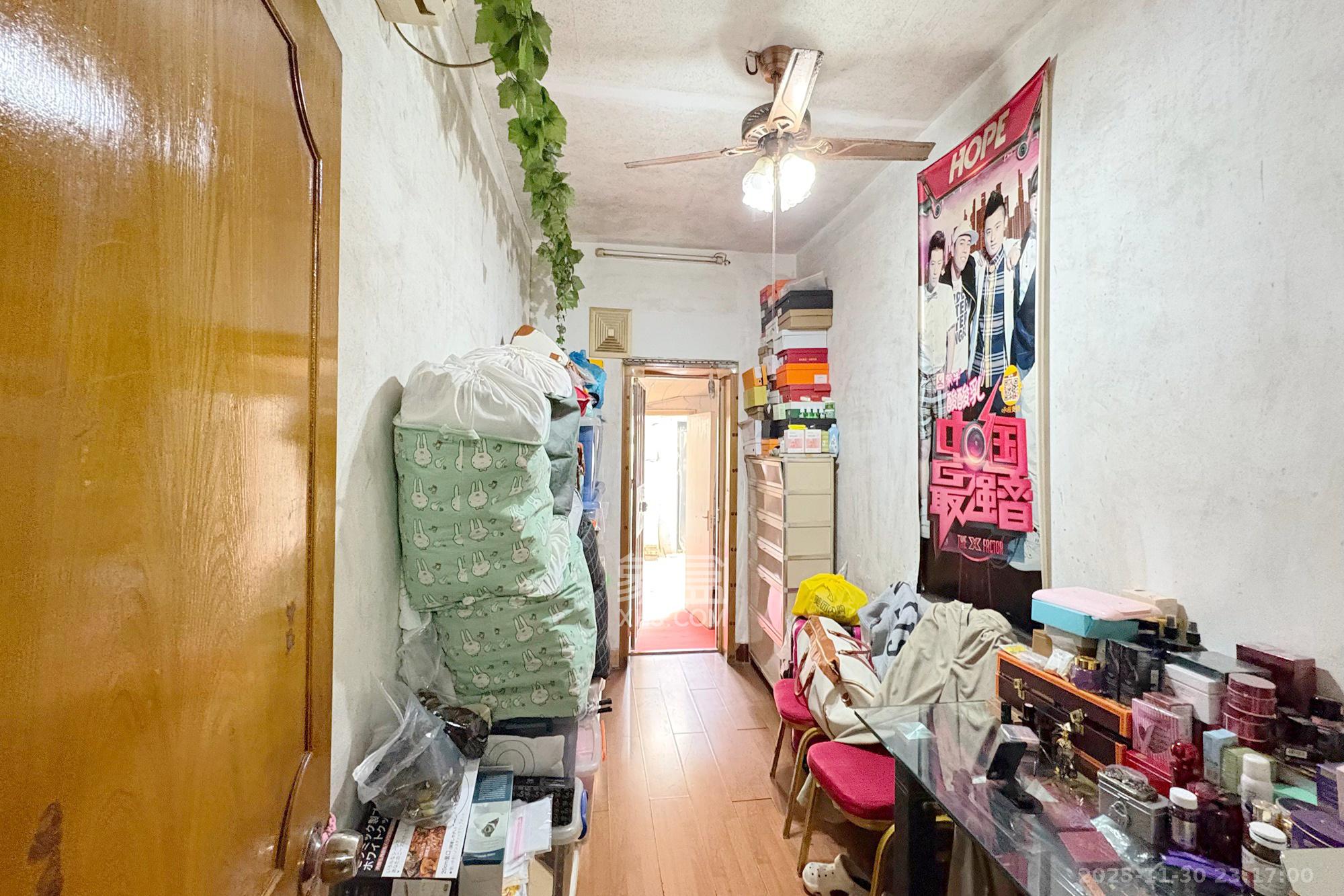 向韶村  3室2厅1卫    60.0万卧室