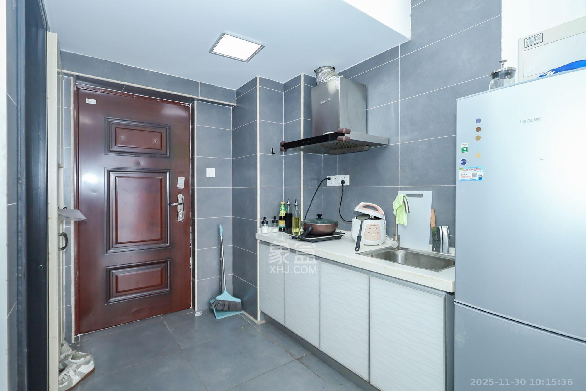 中交里城 1室1厅1卫 1300.0元/月 中交里城 1室1厅1卫 1300.0元/月室内图