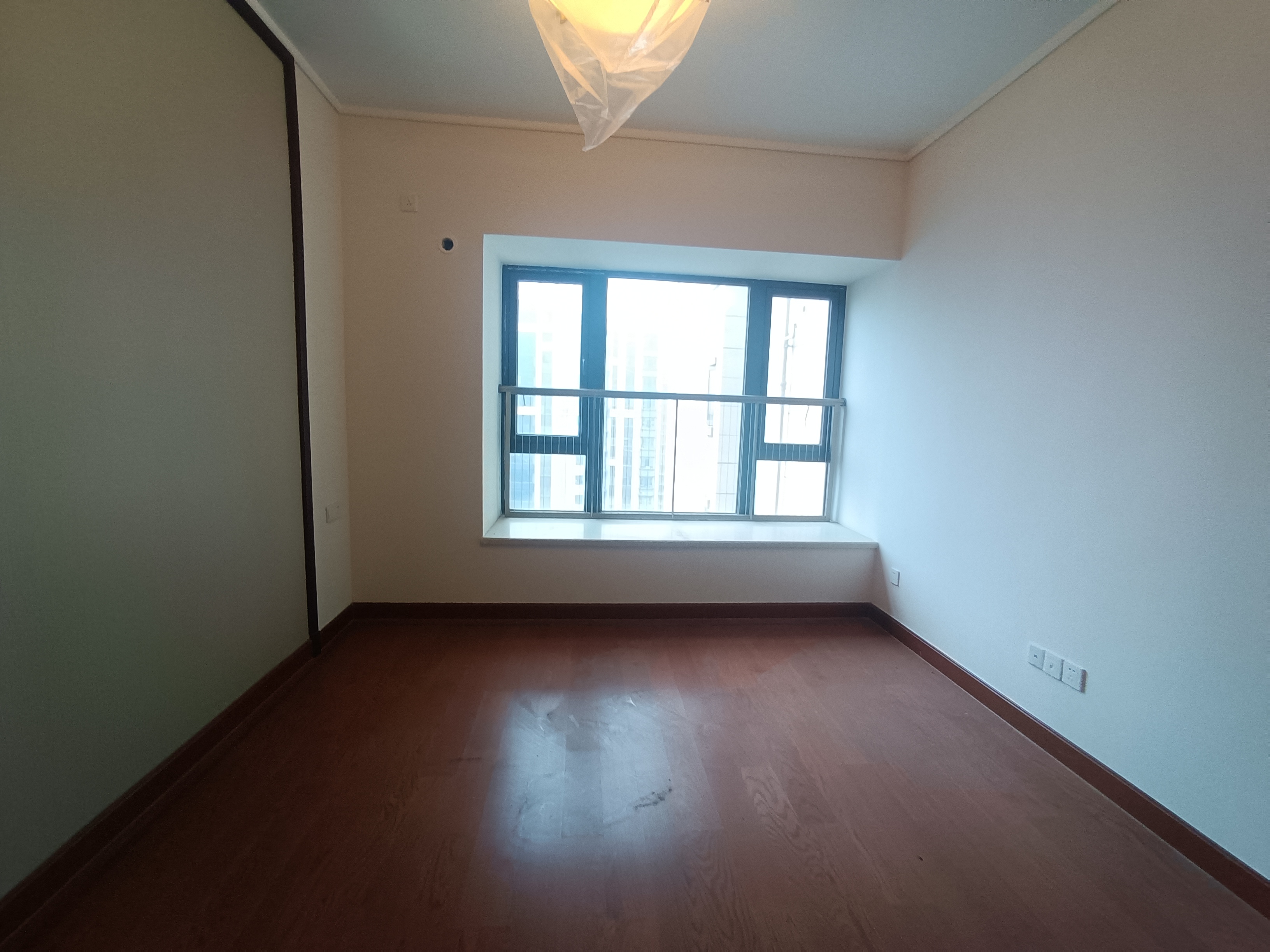 株洲恒大悦珑台 3室2厅2卫 85.8万 株洲恒大悦珑台 3室2厅2卫 85.8万室内图