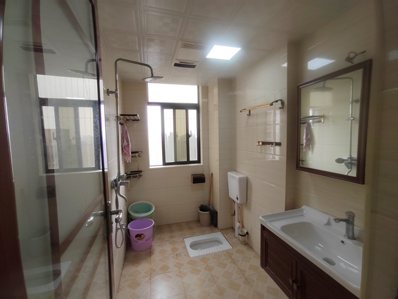 武广国际学苑  3室2厅1卫    68.0万室内图