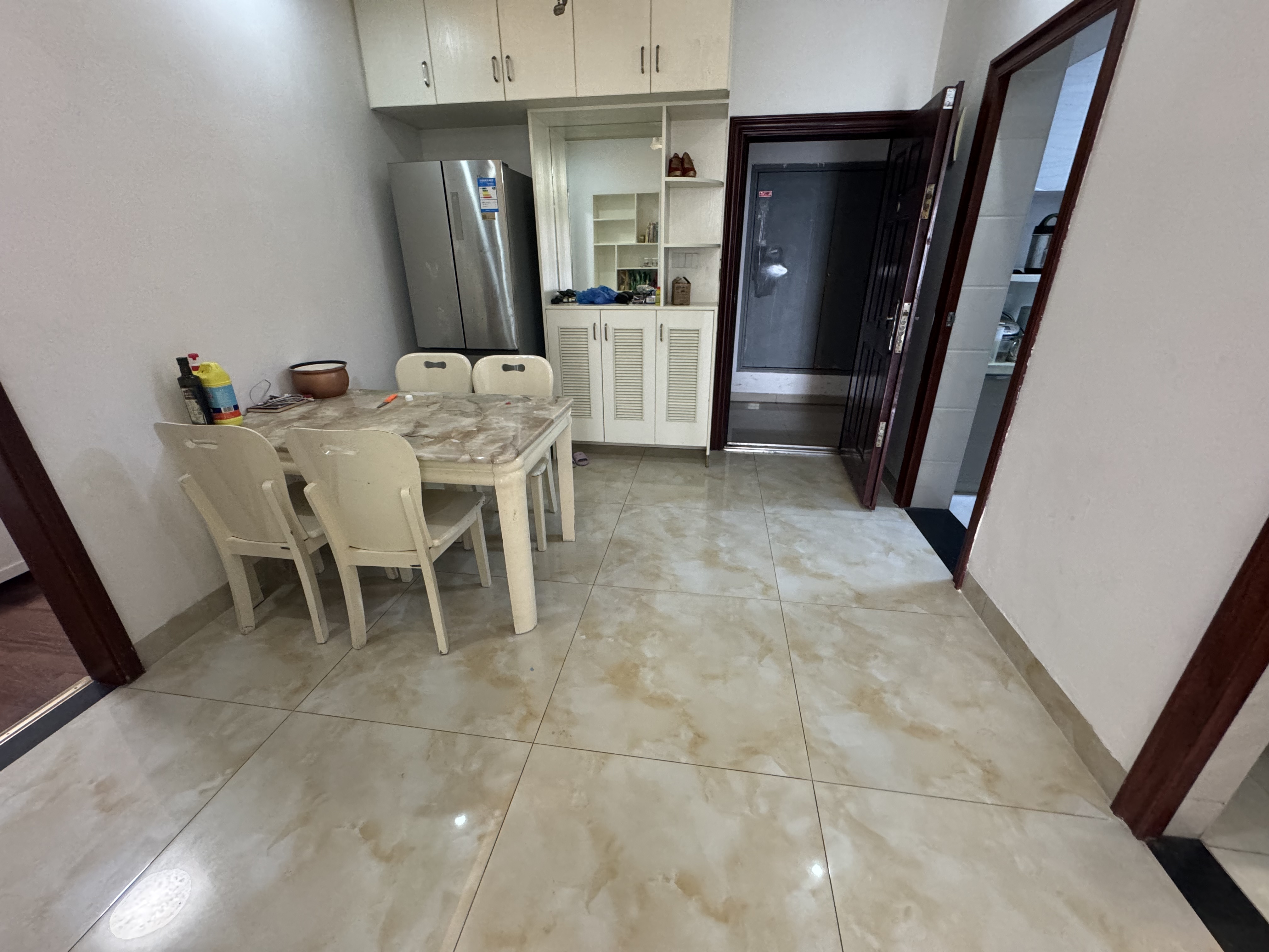 凯旋名门人民中路1006号 3室2厅1卫 43.0万 凯旋名门人民中路1006号 3室2厅1卫 43.0万室内图