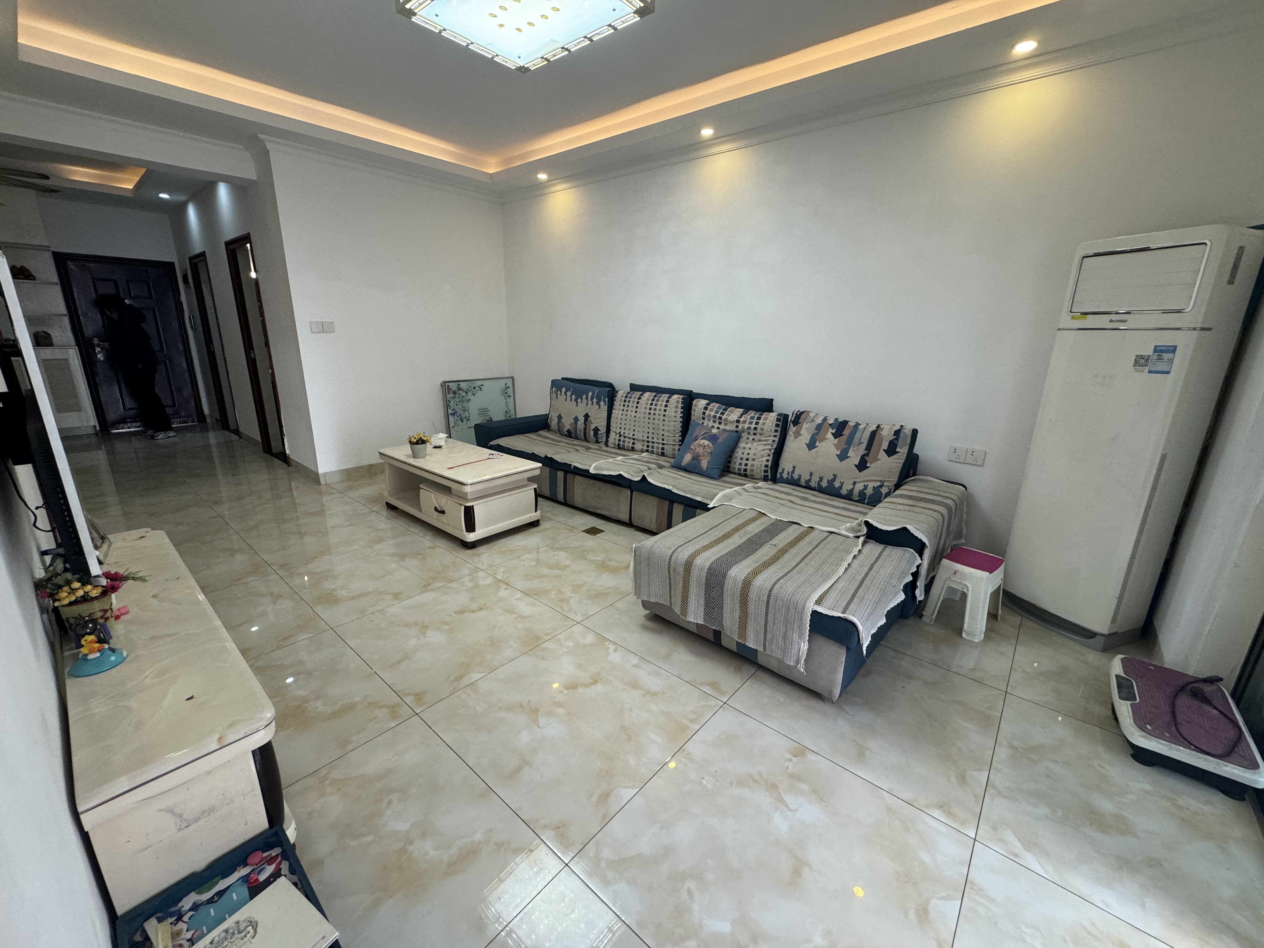 凯旋名门人民中路1006号 3室2厅1卫 43.0万 凯旋名门人民中路1006号 3室2厅1卫 43.0万室内图