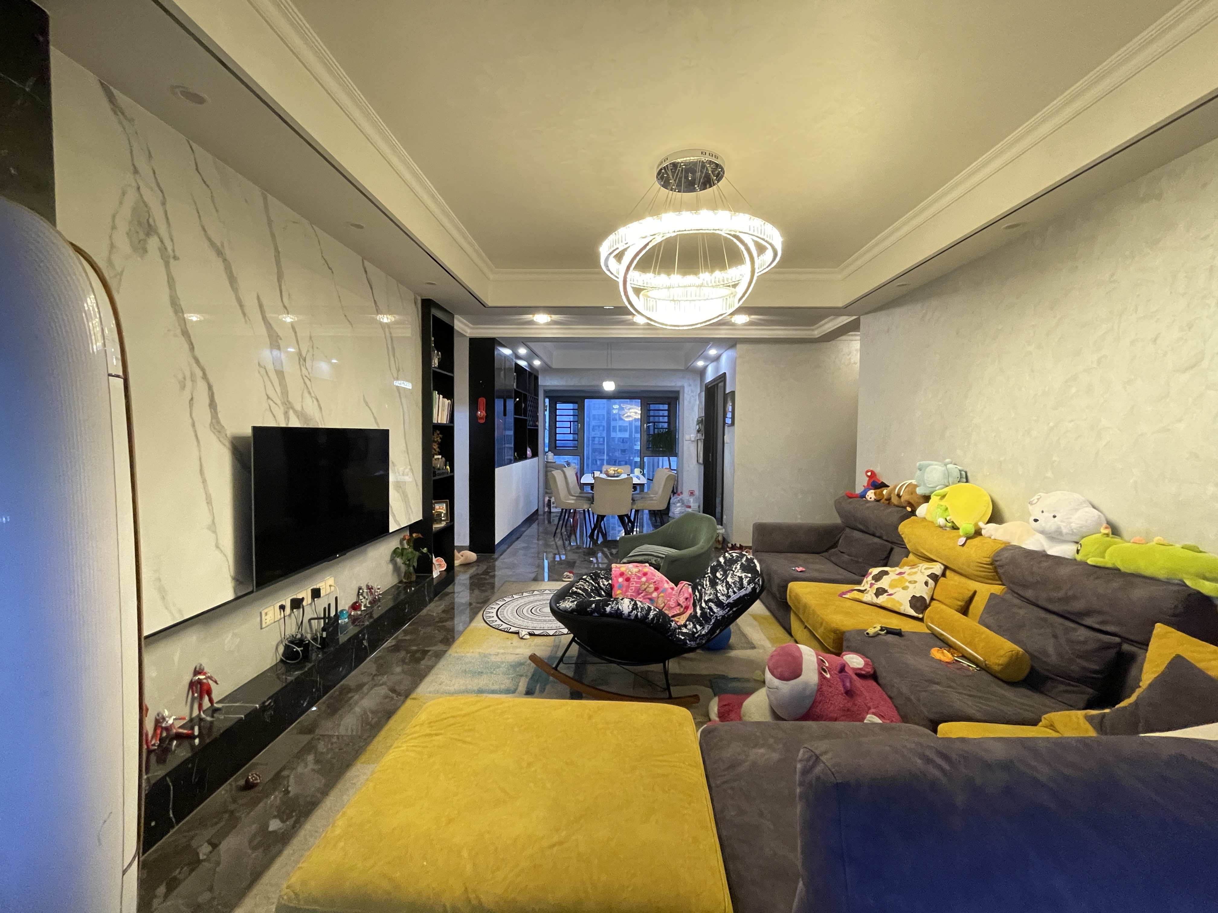 美的城四期  3室2厅2卫    88.0万室内图