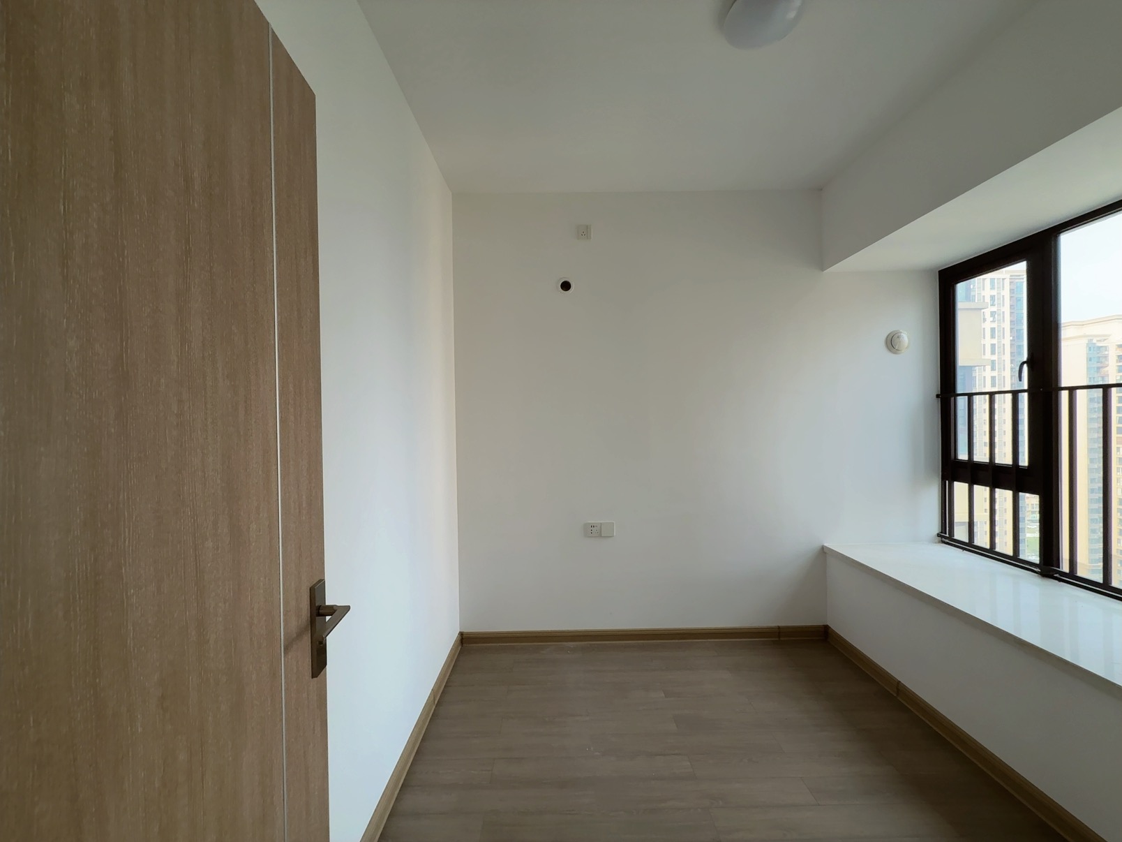 美的翰城  3室2厅2卫    110.0万室内图