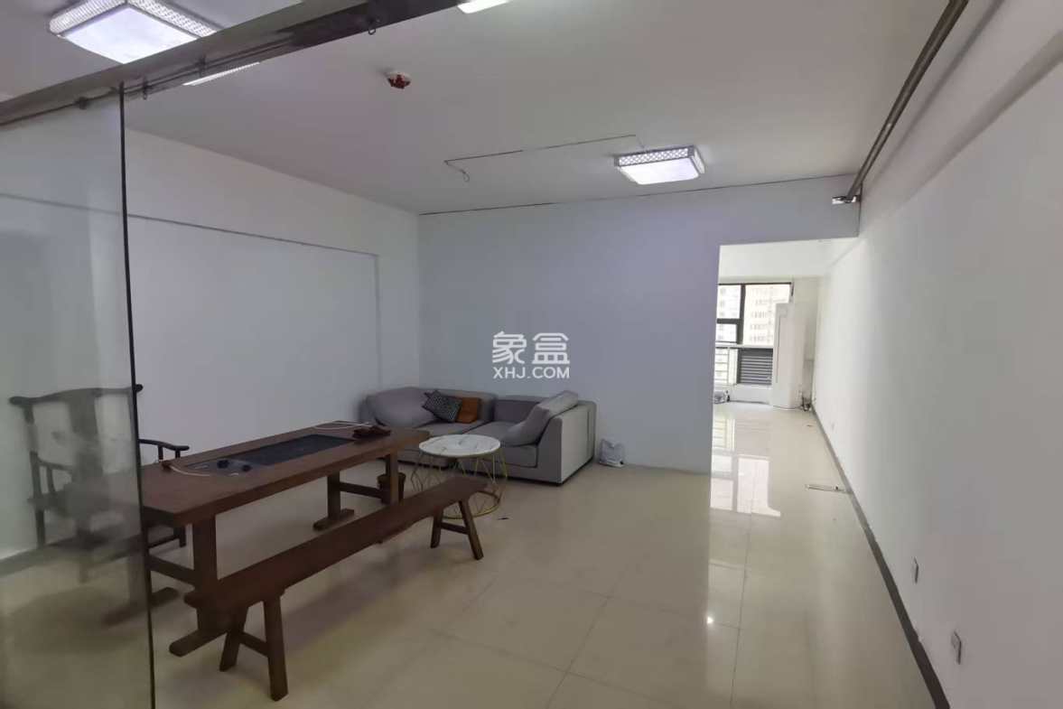 中房电脑大市场 1室1厅1卫 15.0万 中房电脑大市场 1室1厅1卫 15.0万室内图