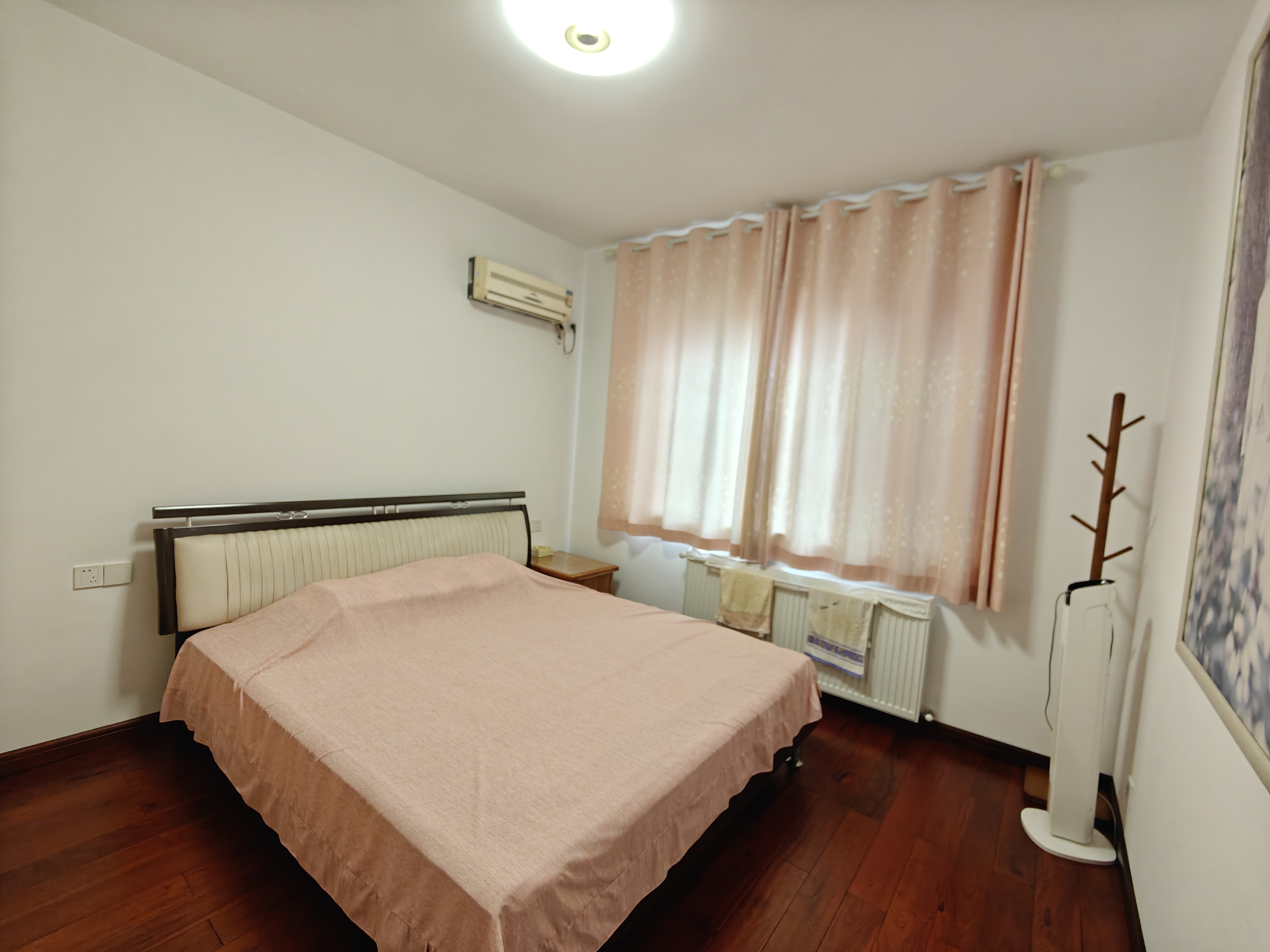 颐景园 5室2厅2卫 120.0万 颐景园 5室2厅2卫 120.0万室内图