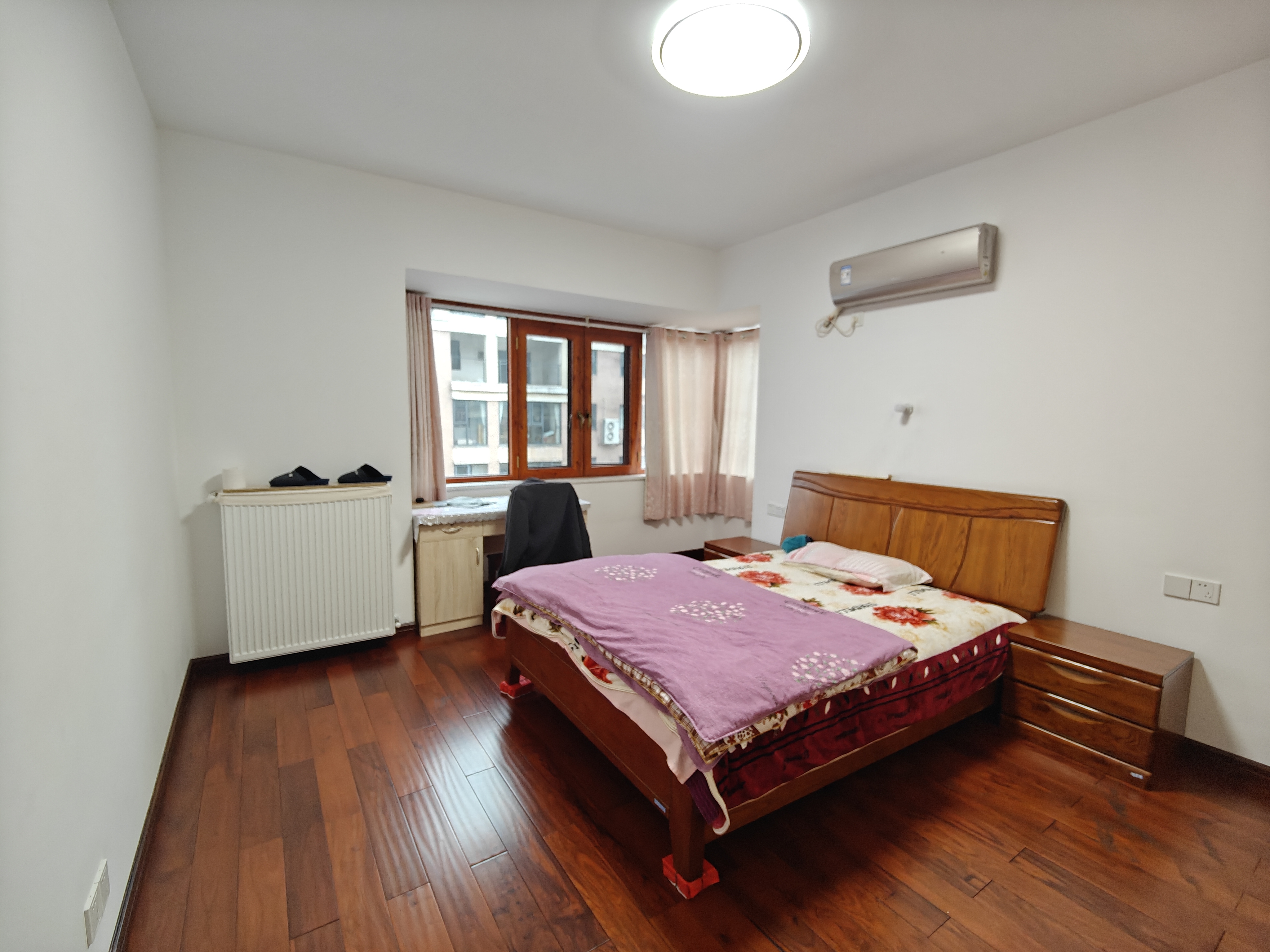 颐景园 5室2厅2卫 120.0万 颐景园 5室2厅2卫 120.0万室内图