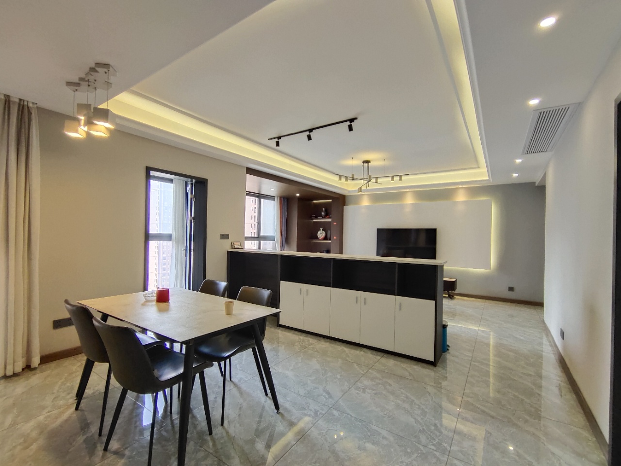 湘银星城 3室2厅2卫 76.8万 湘银星城 3室2厅2卫 76.8万室内图