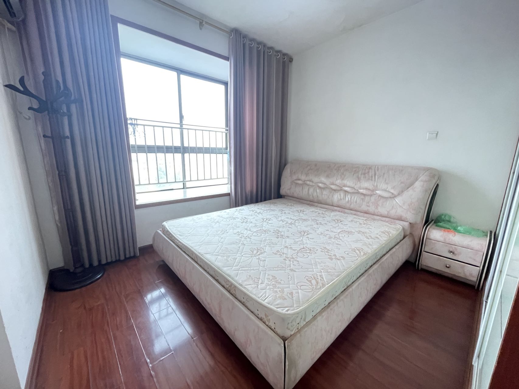 城南星座 2室2厅1卫 29.8万 城南星座 2室2厅1卫 29.8万室内图