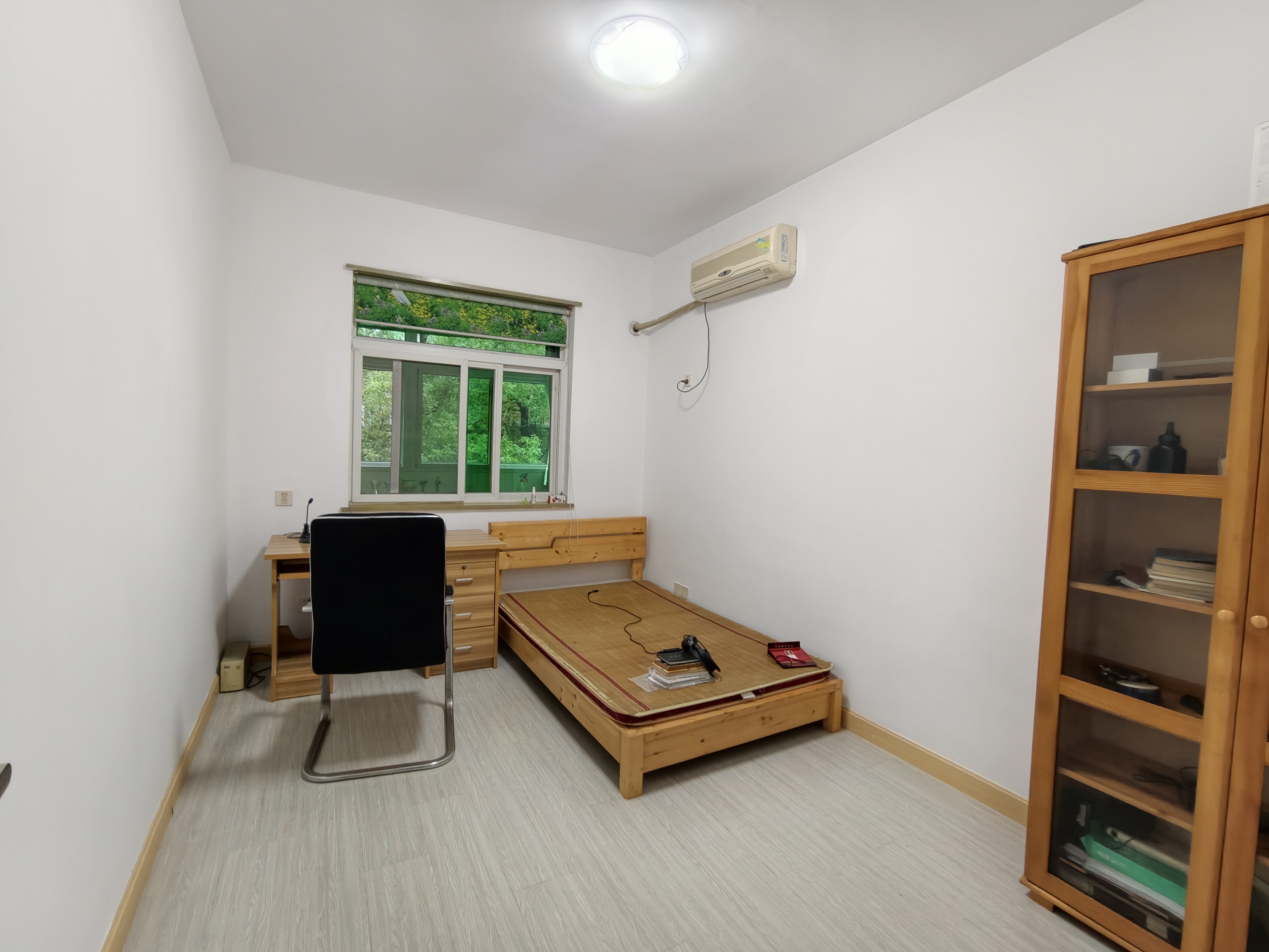 珠江花园 3室2厅2卫 42.8万 珠江花园 3室2厅2卫 42.8万室内图