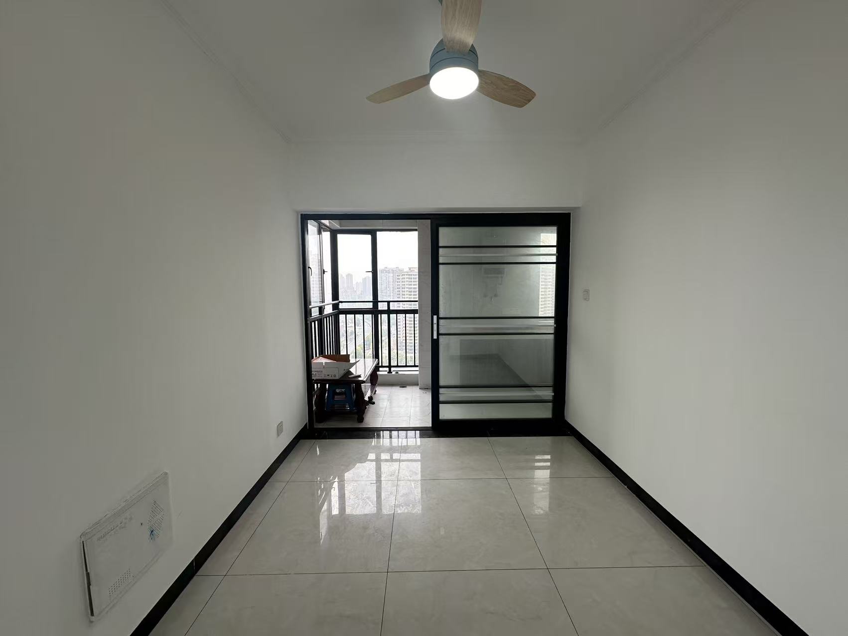 春藤小镇  3室2厅2卫    79.8万室内图