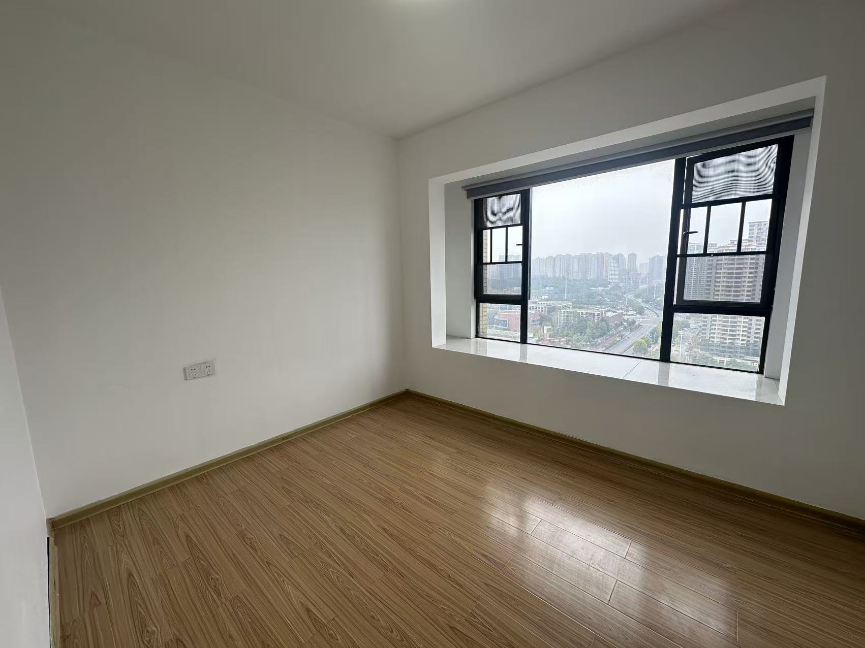 春藤小镇  3室2厅2卫    79.8万室内图