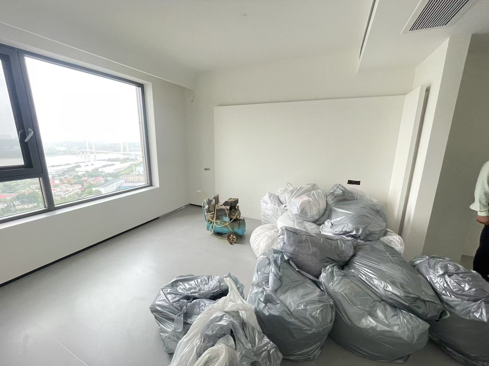 中泰财富湘江  4室2厅2卫    105.0万室内图