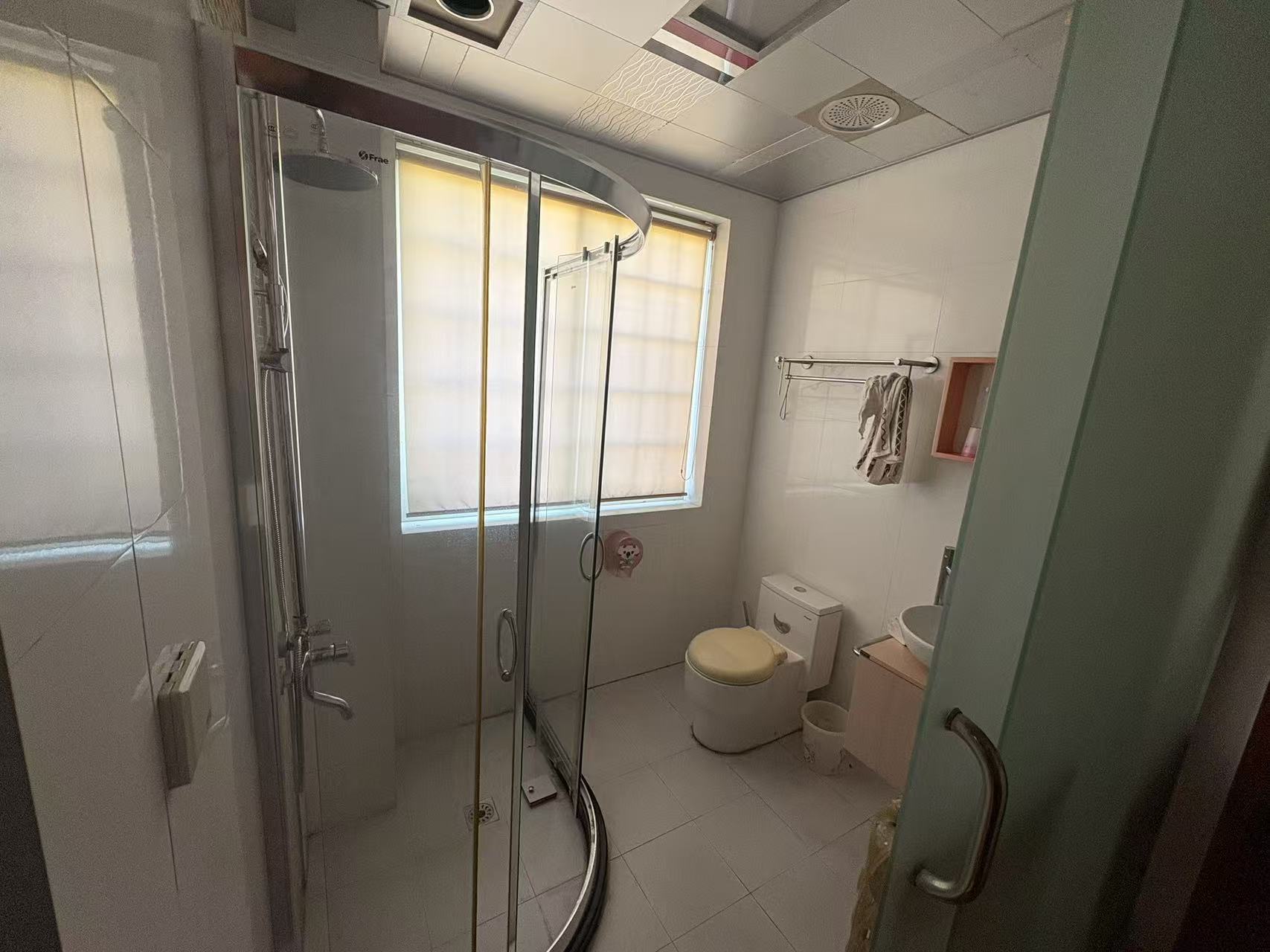 碧玉花园别墅 6室2厅3卫 260.0万 碧玉花园别墅 6室2厅3卫 260.0万室内图