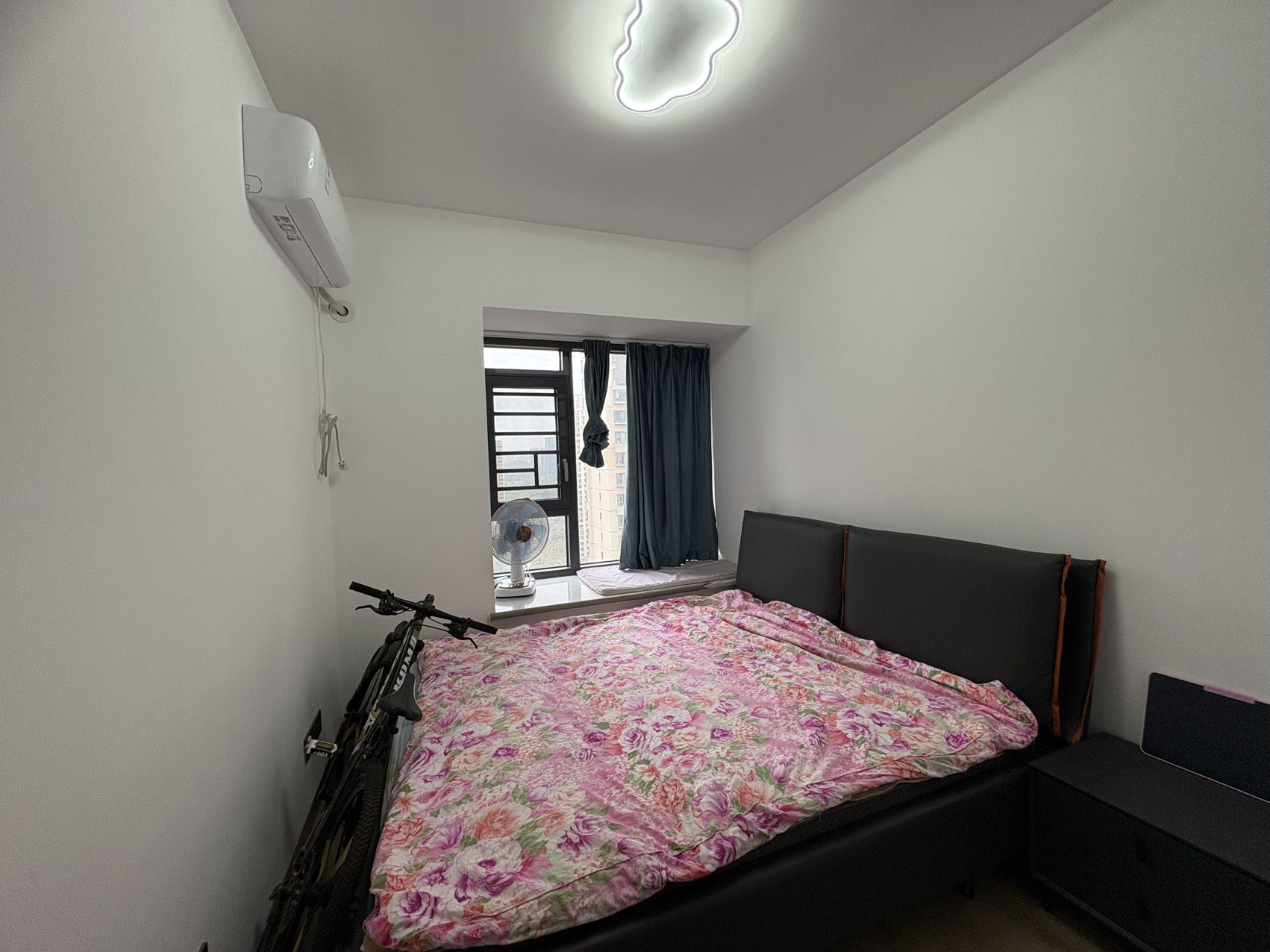 蓝溪谷  4室2厅2卫    109.0万室内图