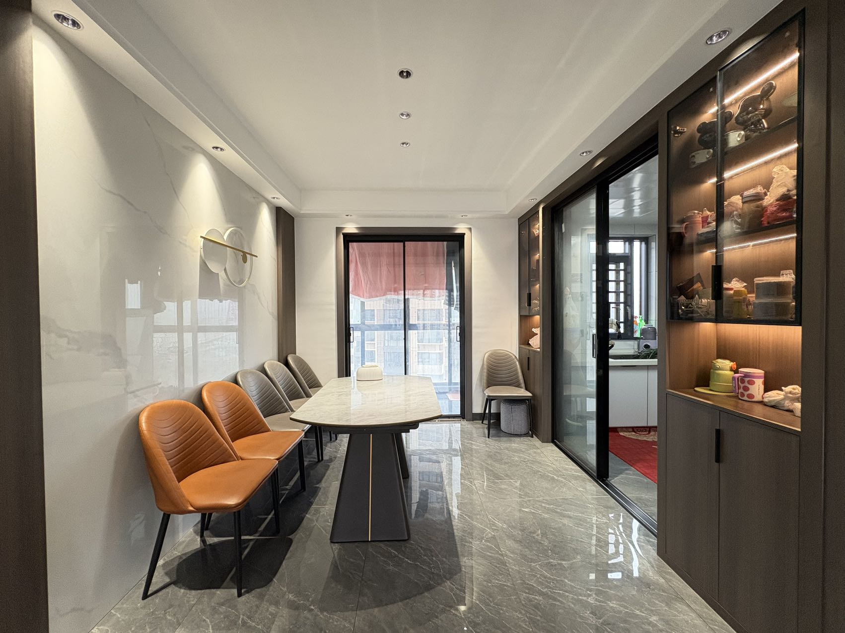 蓝溪谷  4室2厅2卫    109.0万室内图