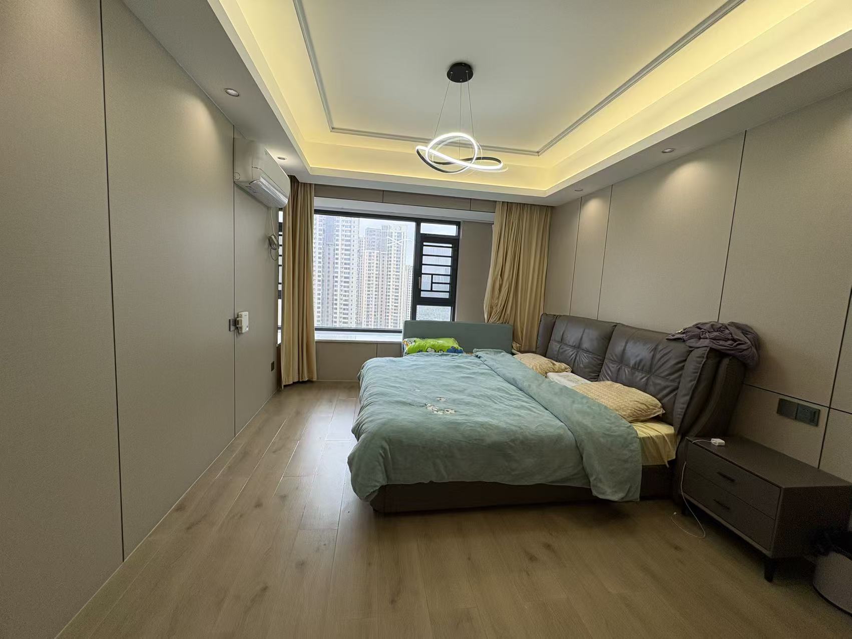 蓝溪谷  4室2厅2卫    109.0万室内图