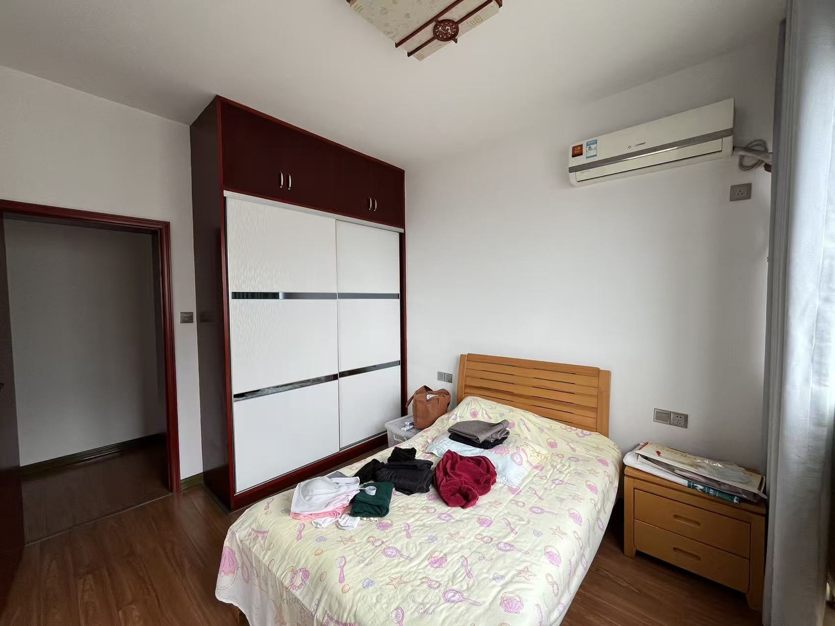 流金岁月-华晨国际 3室2厅2卫 90.0万 流金岁月-华晨国际 3室2厅2卫 90.0万室内图