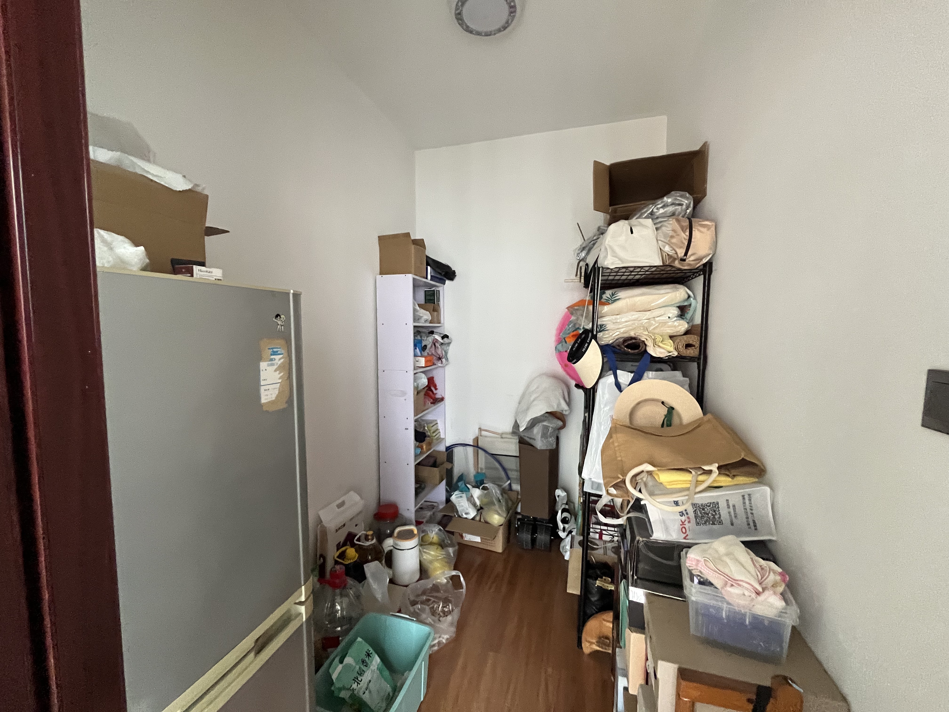 流金岁月-华晨国际  3室2厅2卫    90.0万室内图